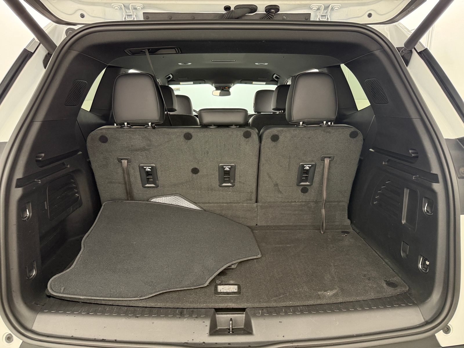 Thumbnail: 2024 GMC Acadia - 6