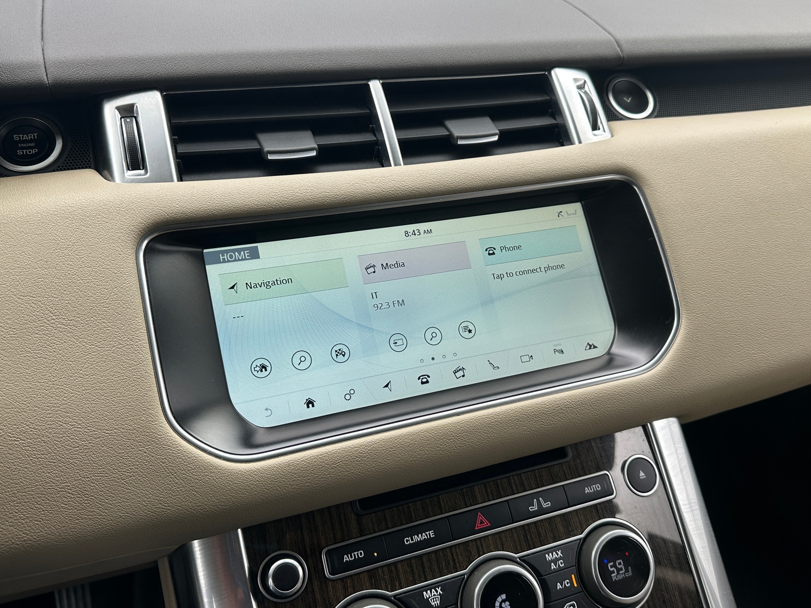 Thumbnail: 2017 Land Rover Range Rover Sport - 3