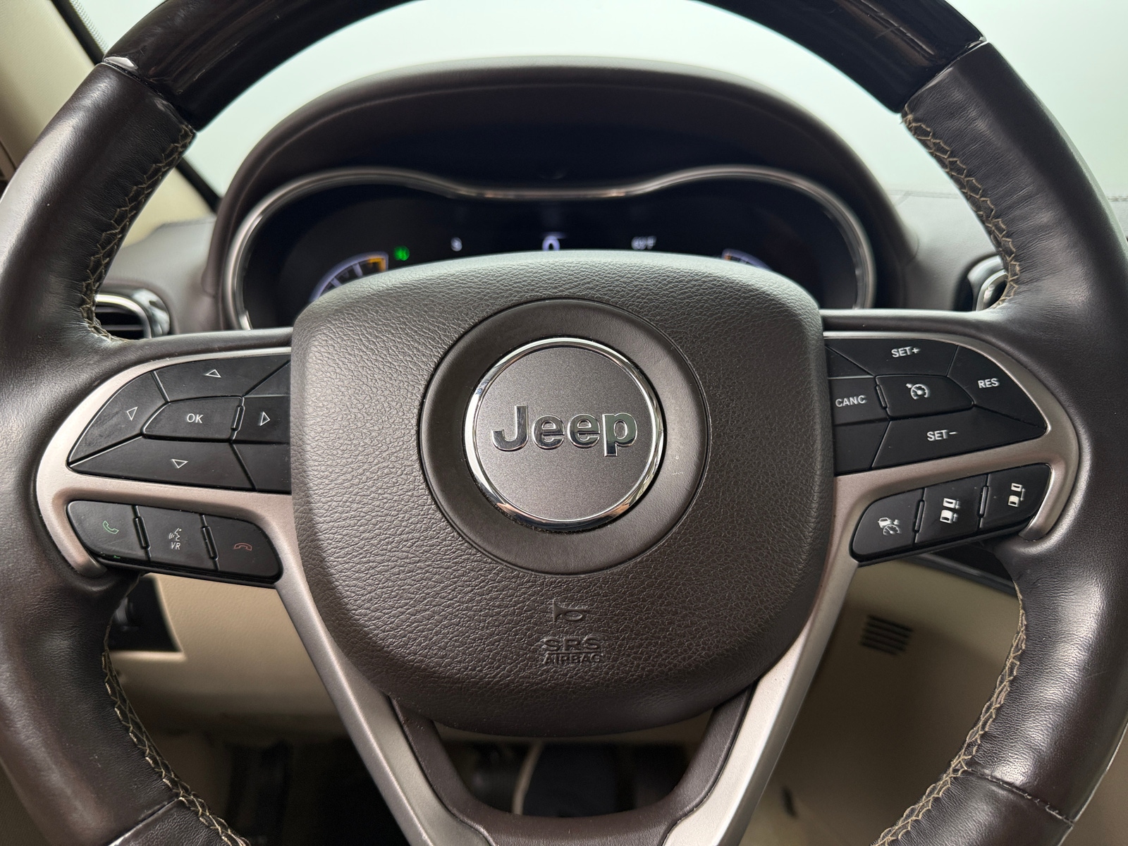 Thumbnail: 2019 Jeep Grand Cherokee - 4