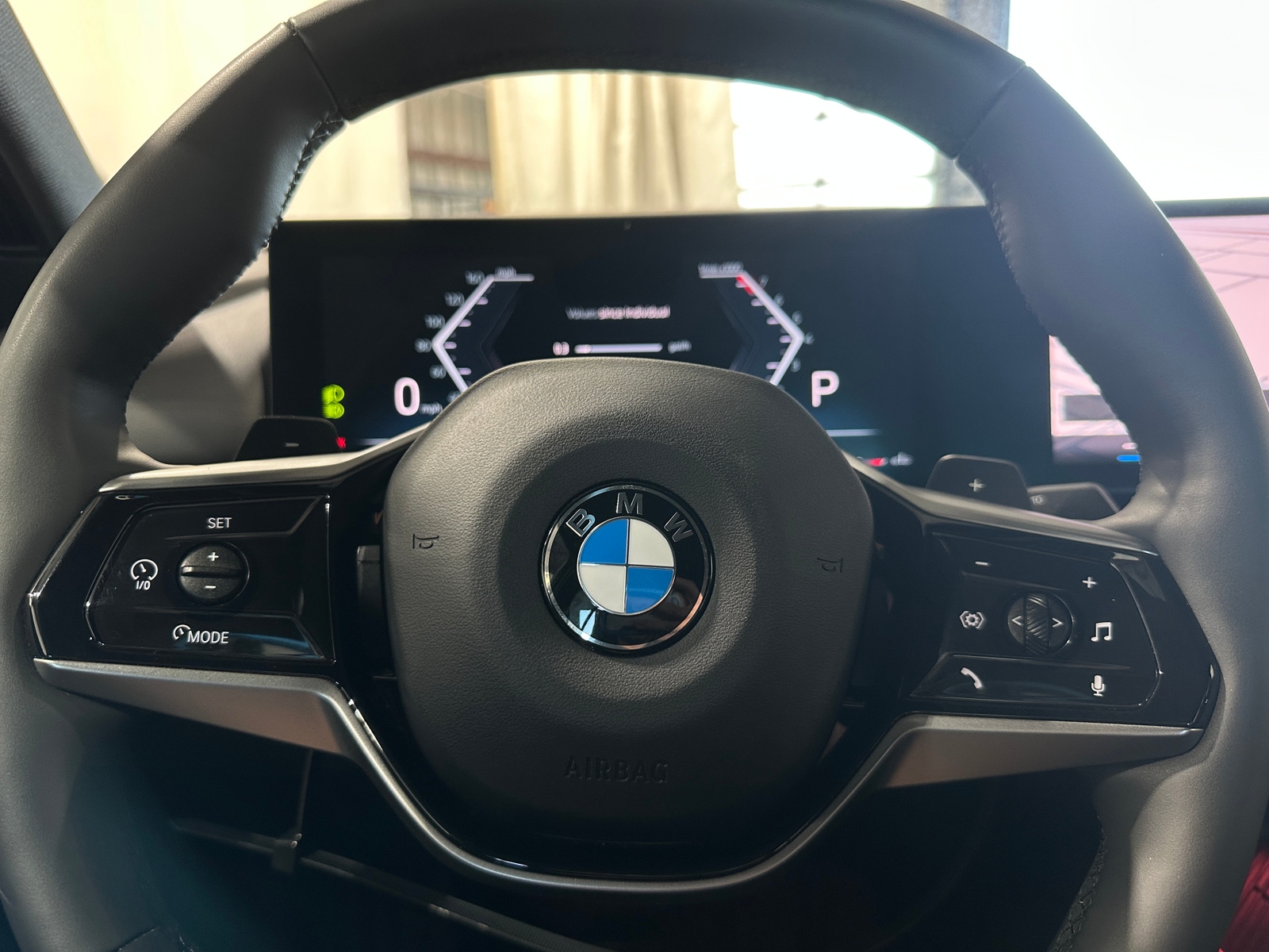 Thumbnail: 2025 BMW 5 Series - 4