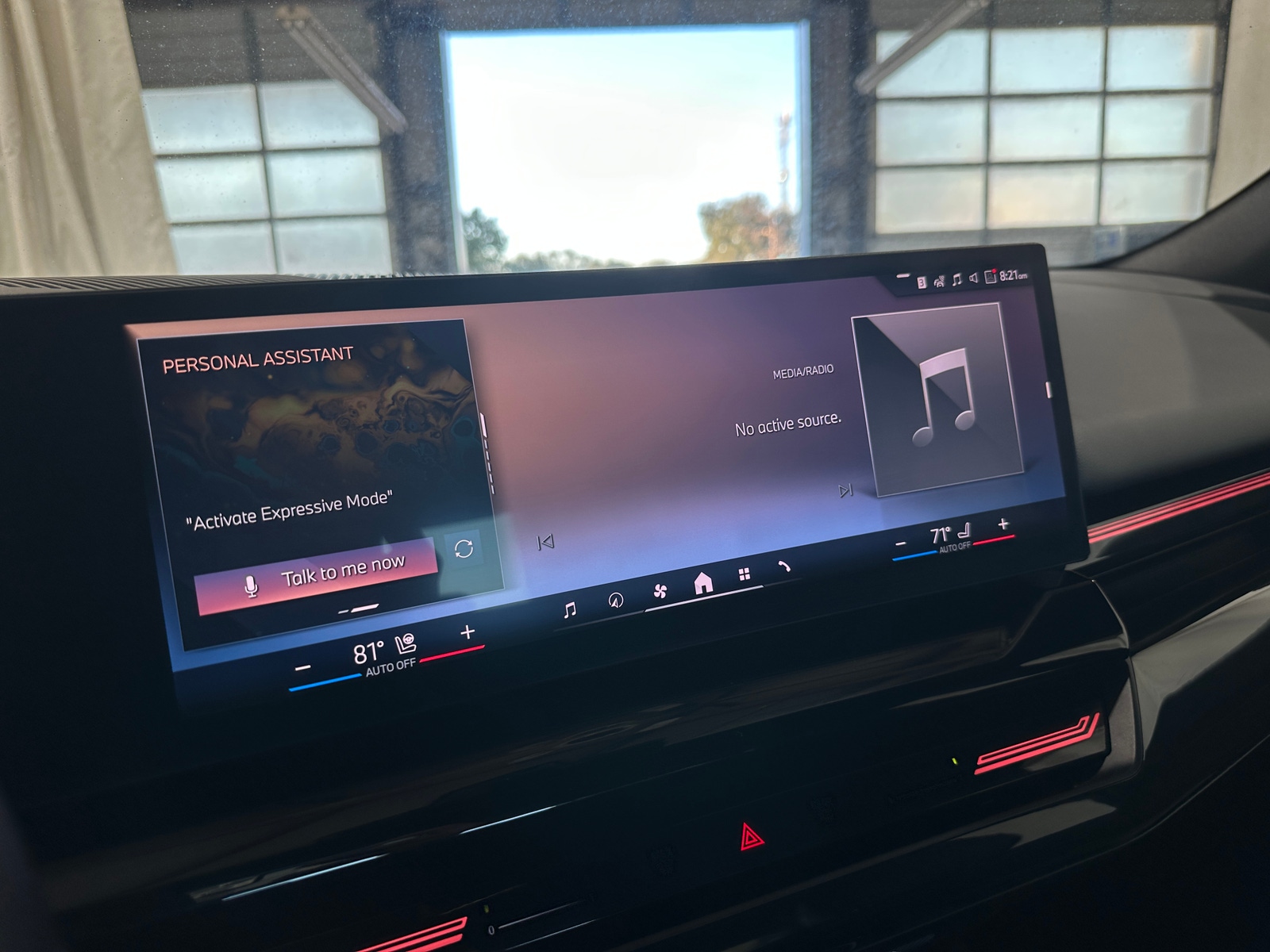 Thumbnail: 2025 BMW 5 Series - 3