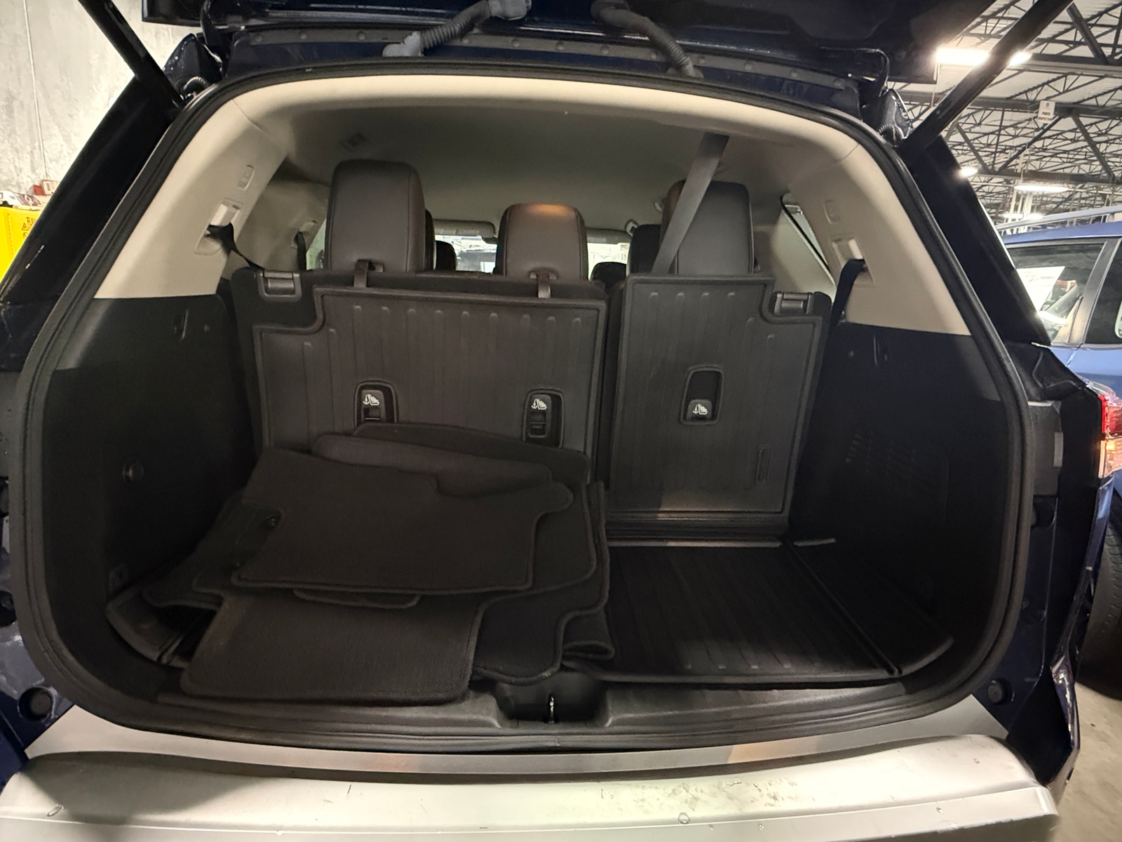 Thumbnail: 2024 Nissan Pathfinder - 6