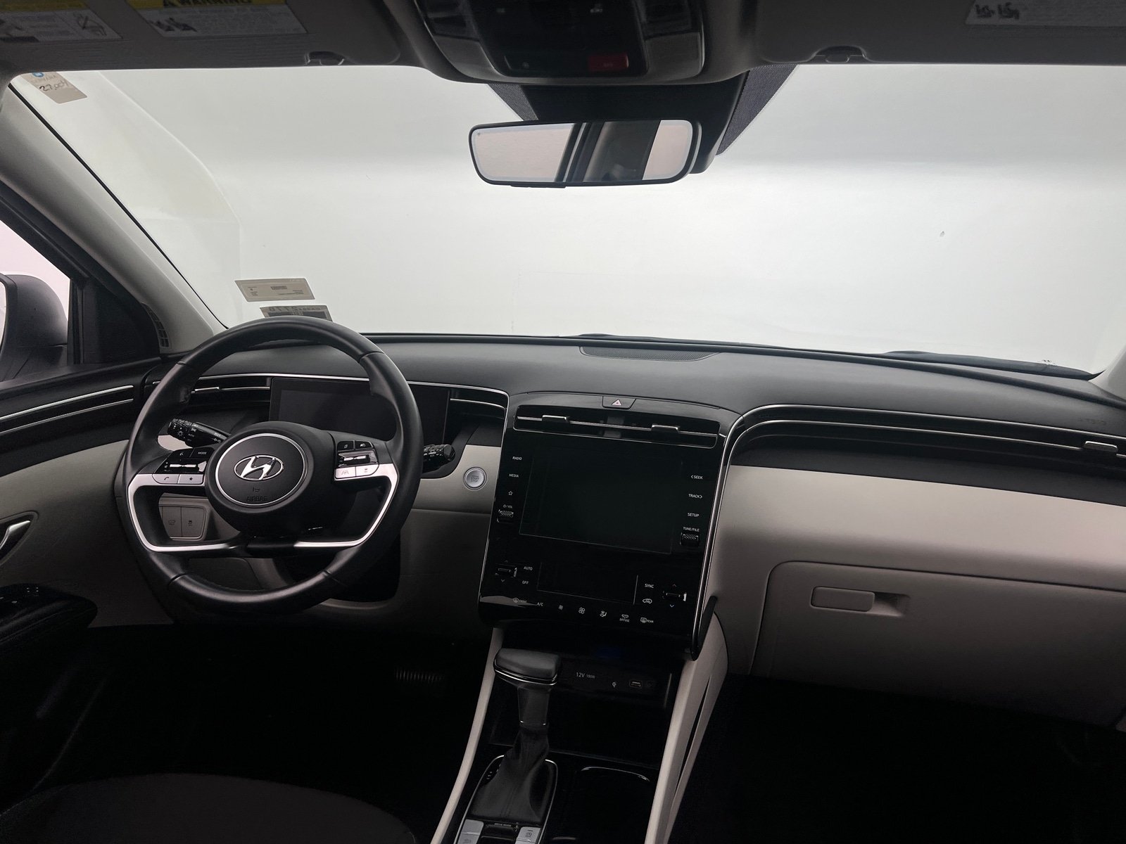 Thumbnail: 2022 Hyundai Tucson - 3