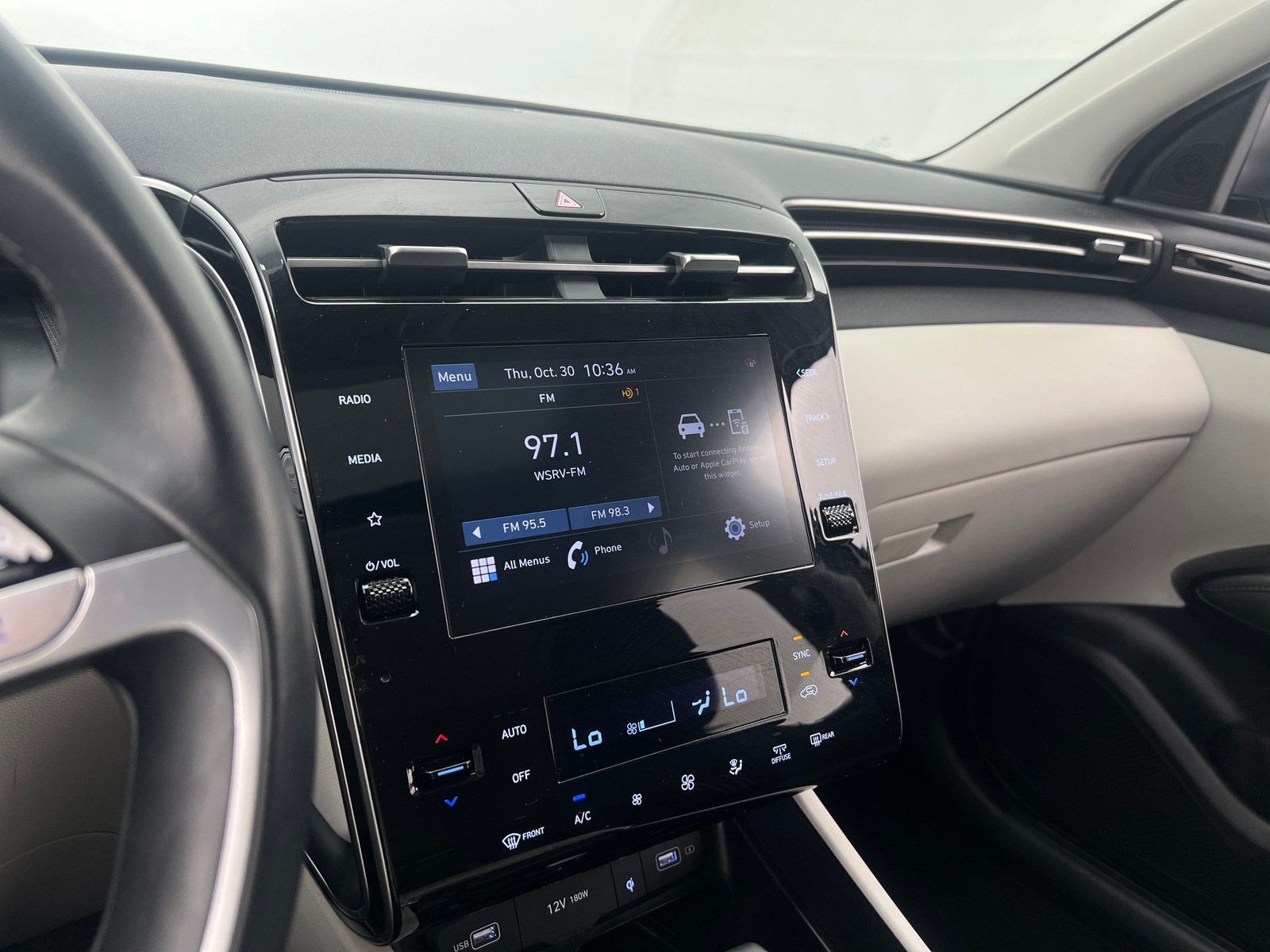 Thumbnail: 2022 Hyundai Tucson - 4