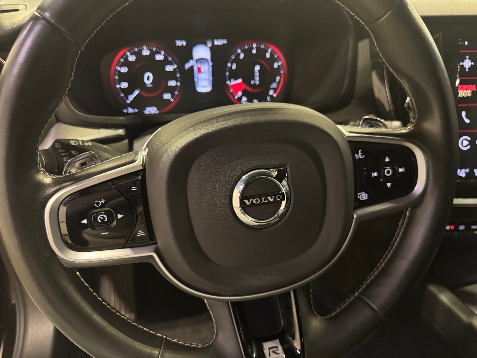 Thumbnail: 2019 Volvo S60 - 4