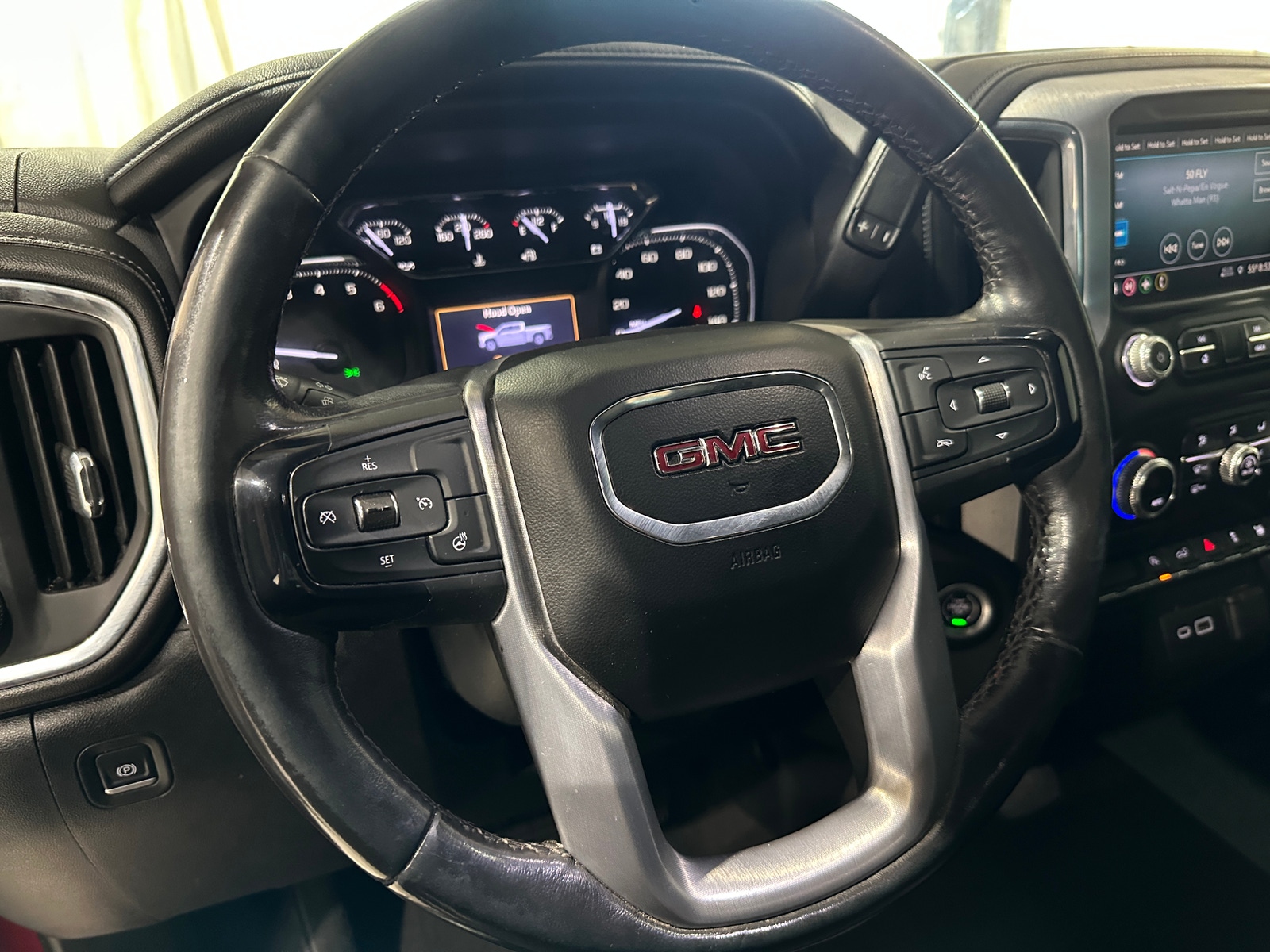 Thumbnail: 2022 GMC Sierra 1500 - 5