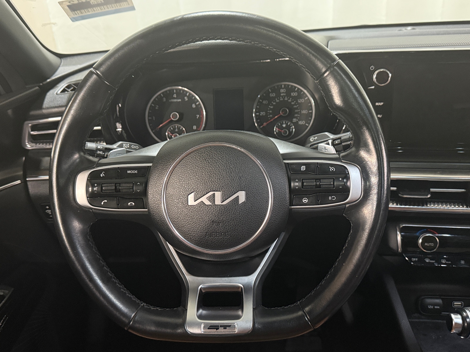 Thumbnail: 2023 Kia K5 - 4