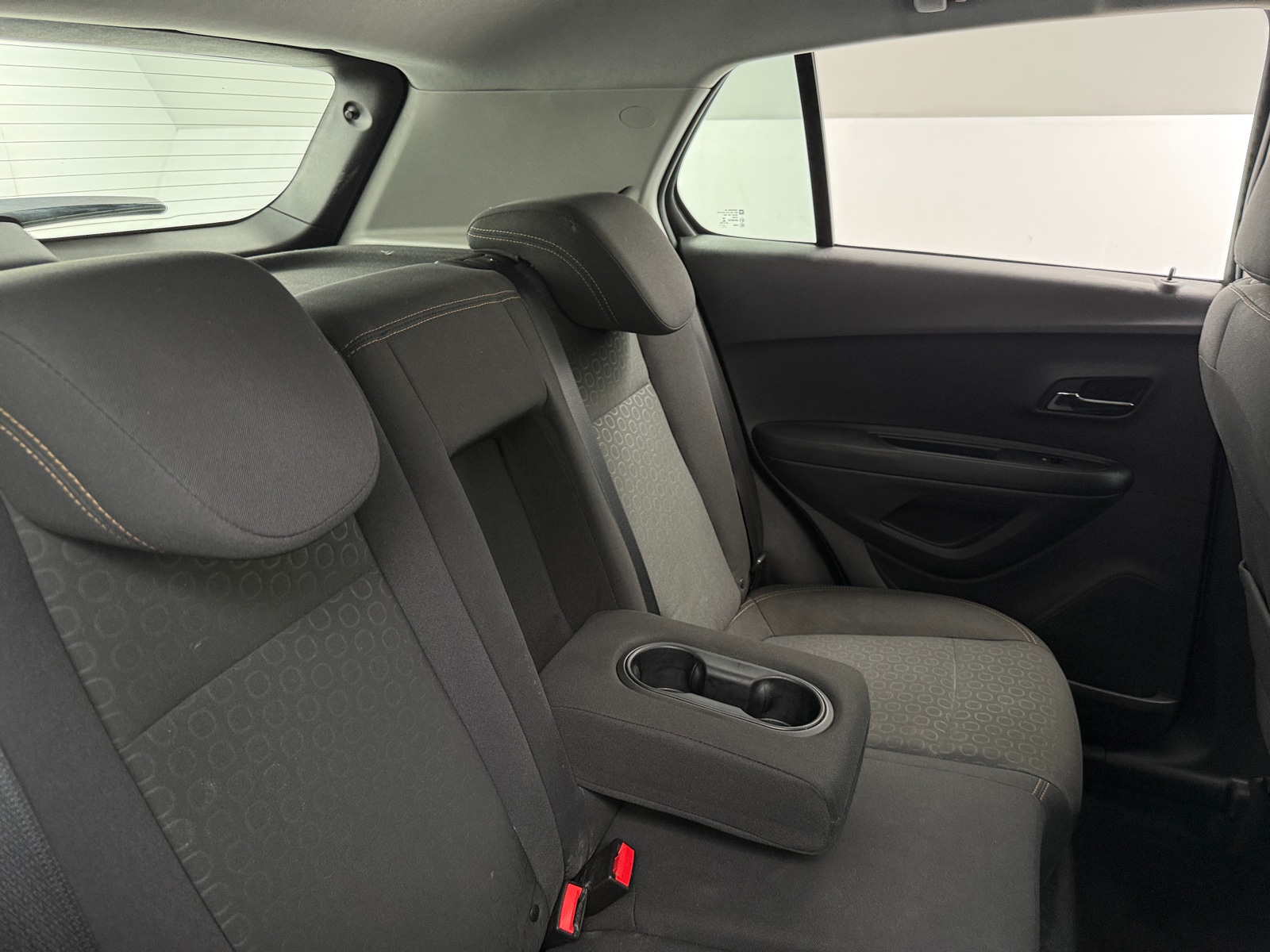 Thumbnail: 2017 Chevrolet Trax - 6