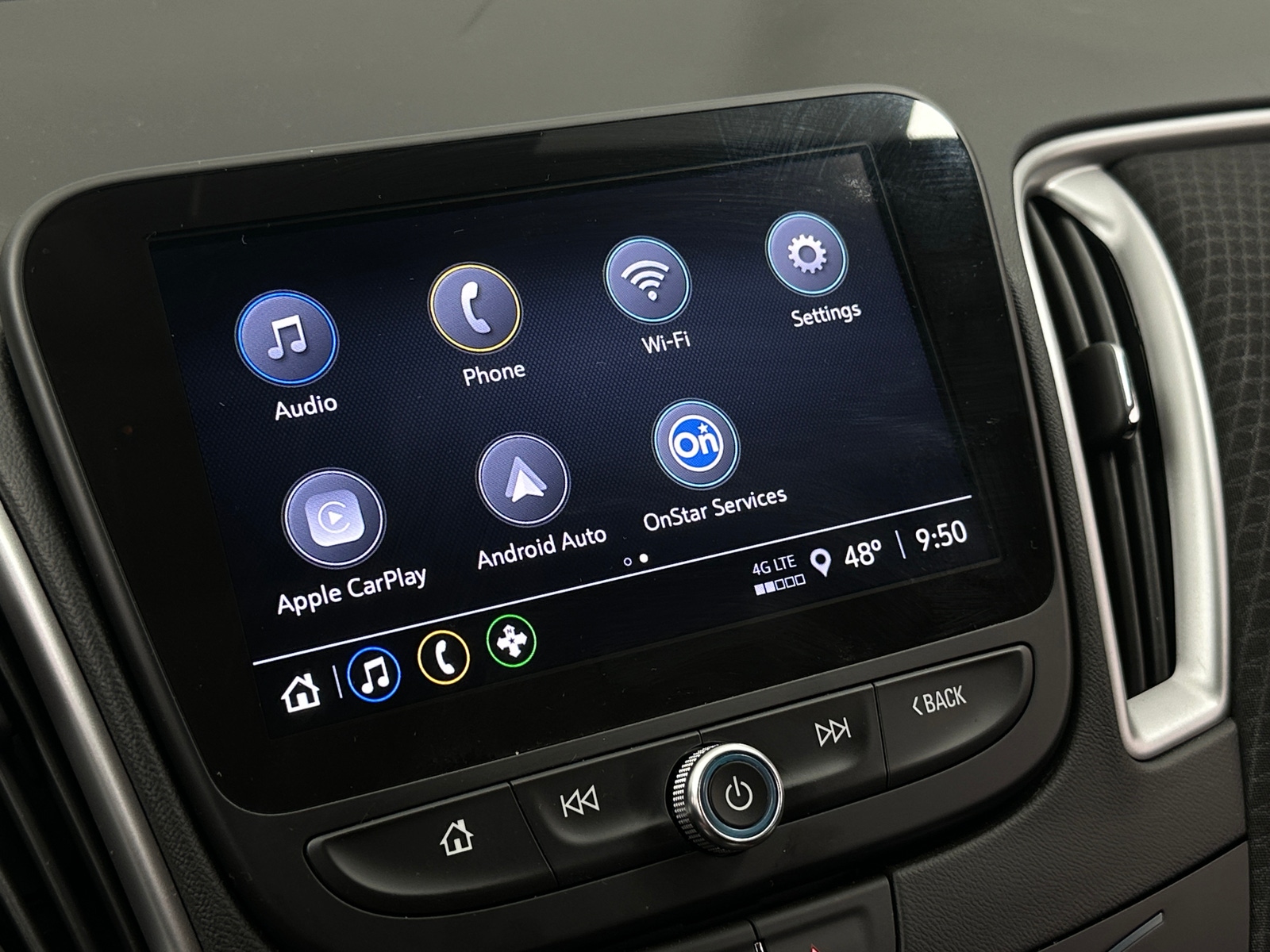 Thumbnail: 2025 Chevrolet Malibu - 4