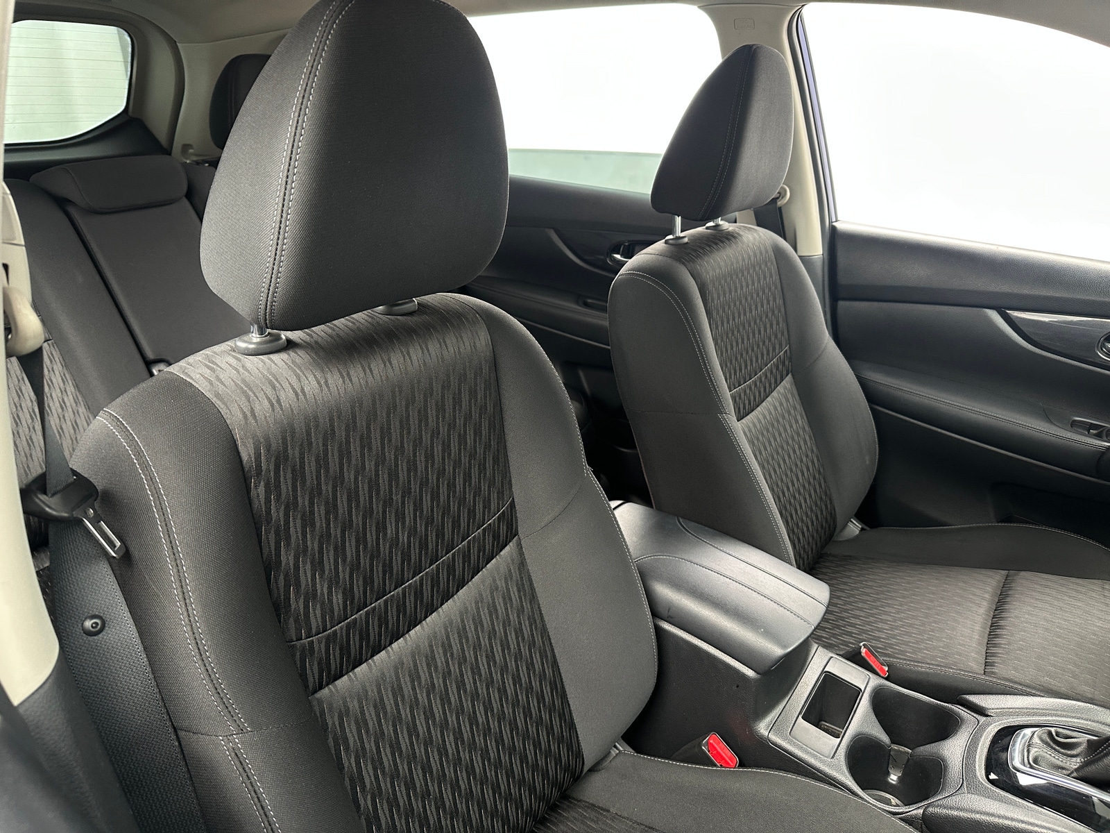 Thumbnail: 2018 Nissan Rogue - 2