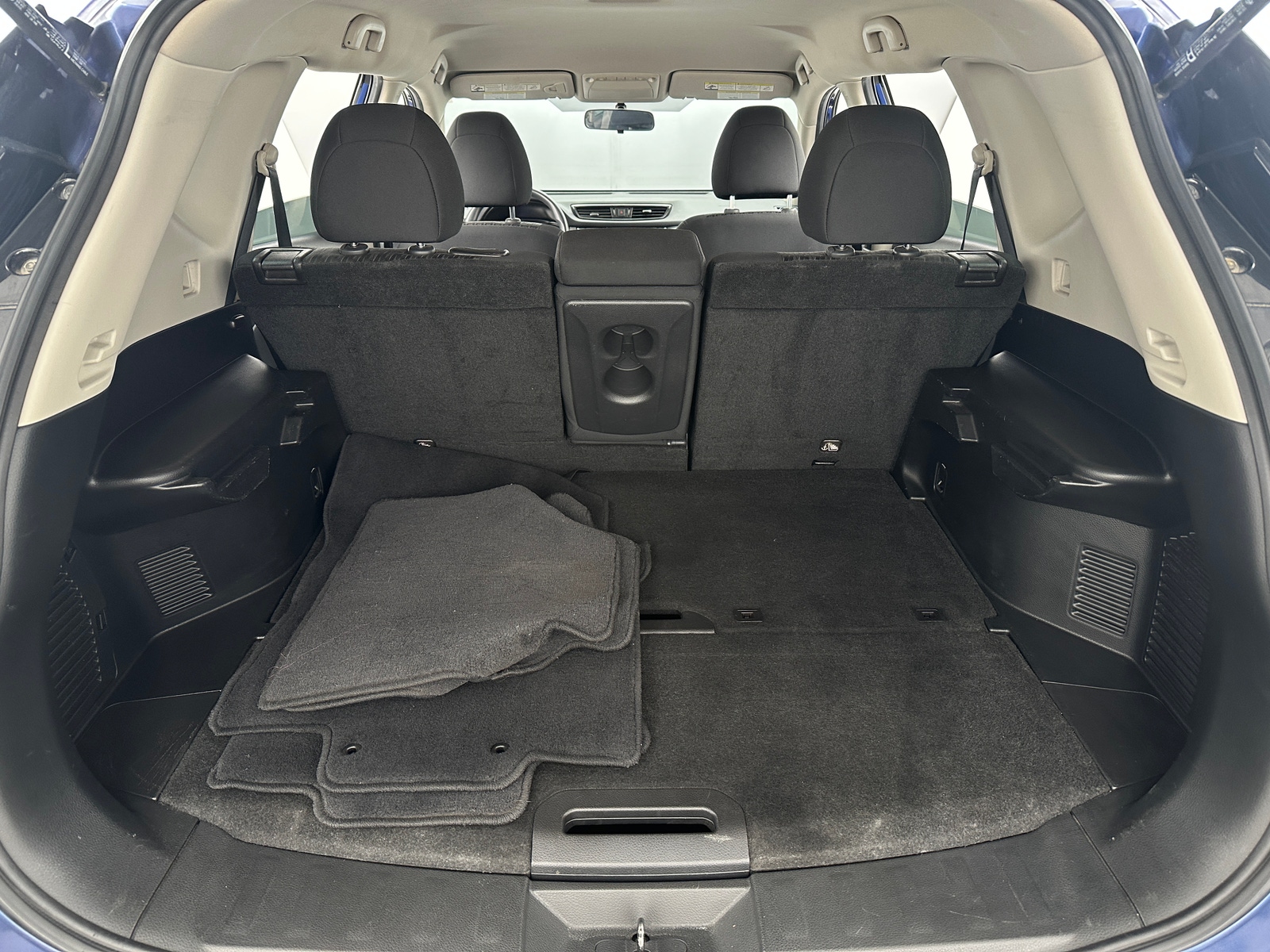 Thumbnail: 2018 Nissan Rogue - 7