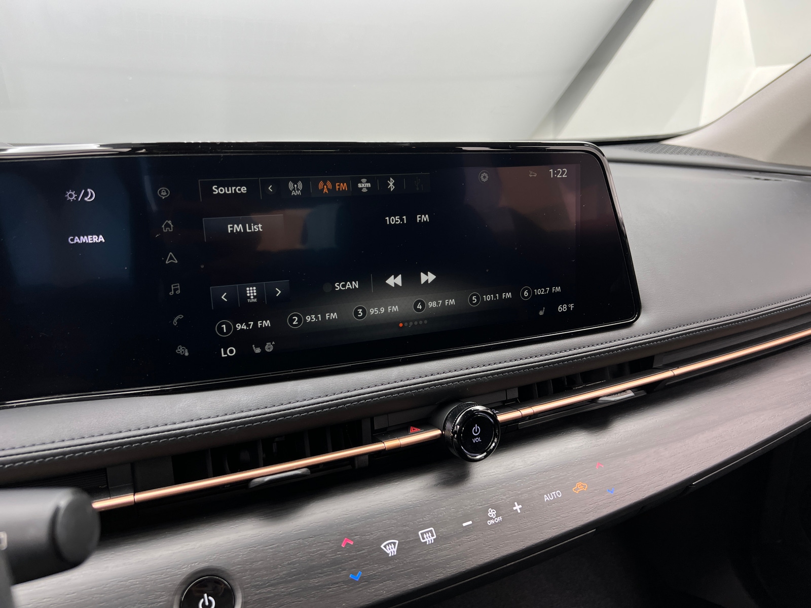 Thumbnail: 2023 Nissan Ariya - 3