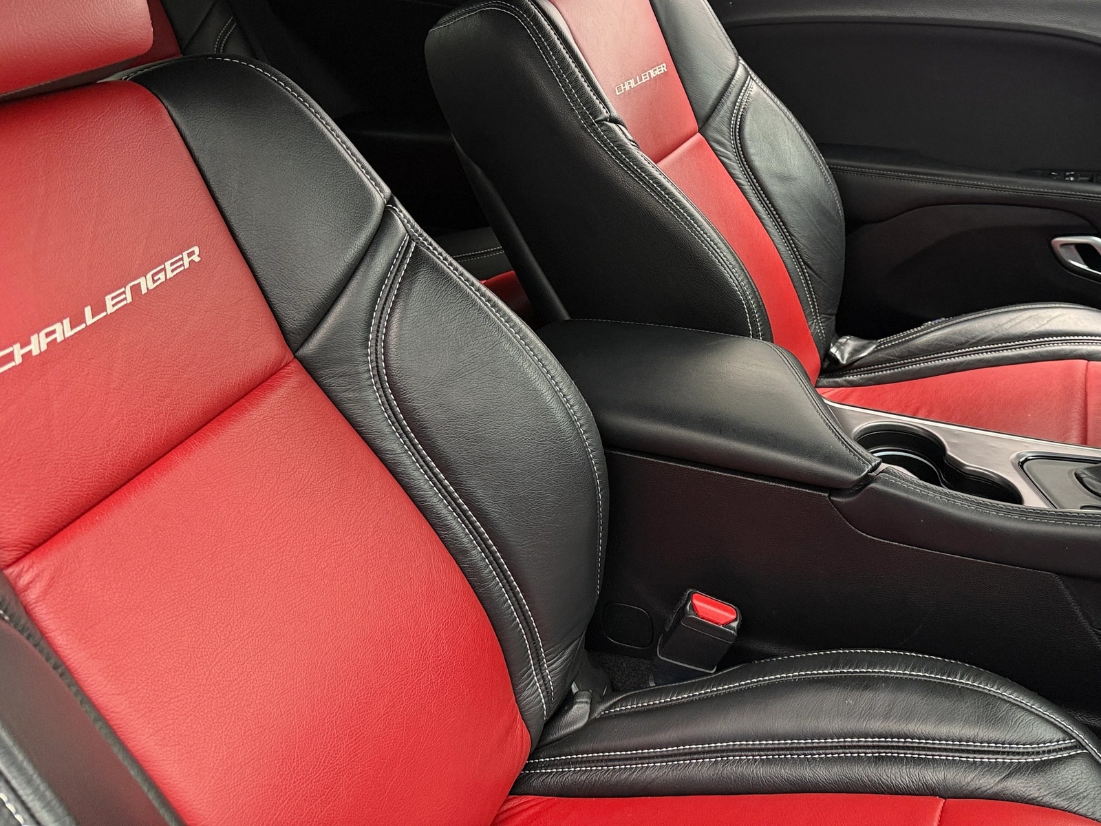 Thumbnail: 2021 Dodge Challenger - 2