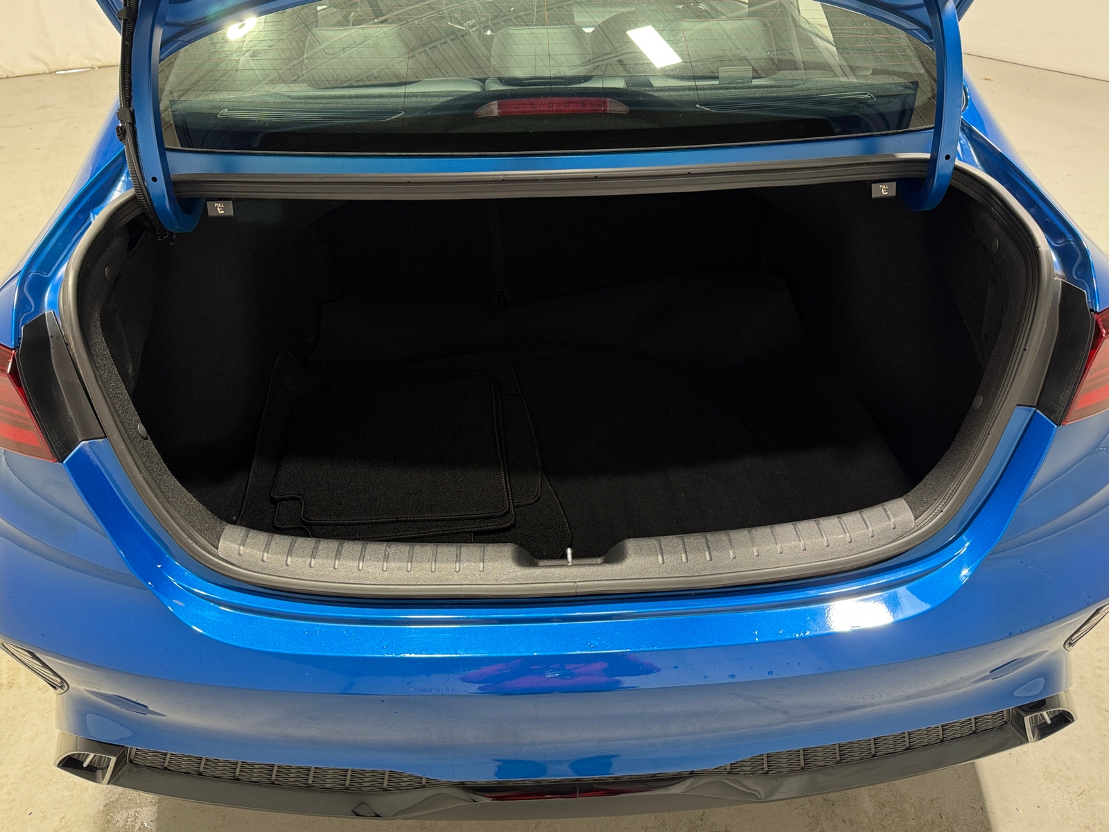 Thumbnail: 2024 Kia Forte - 7