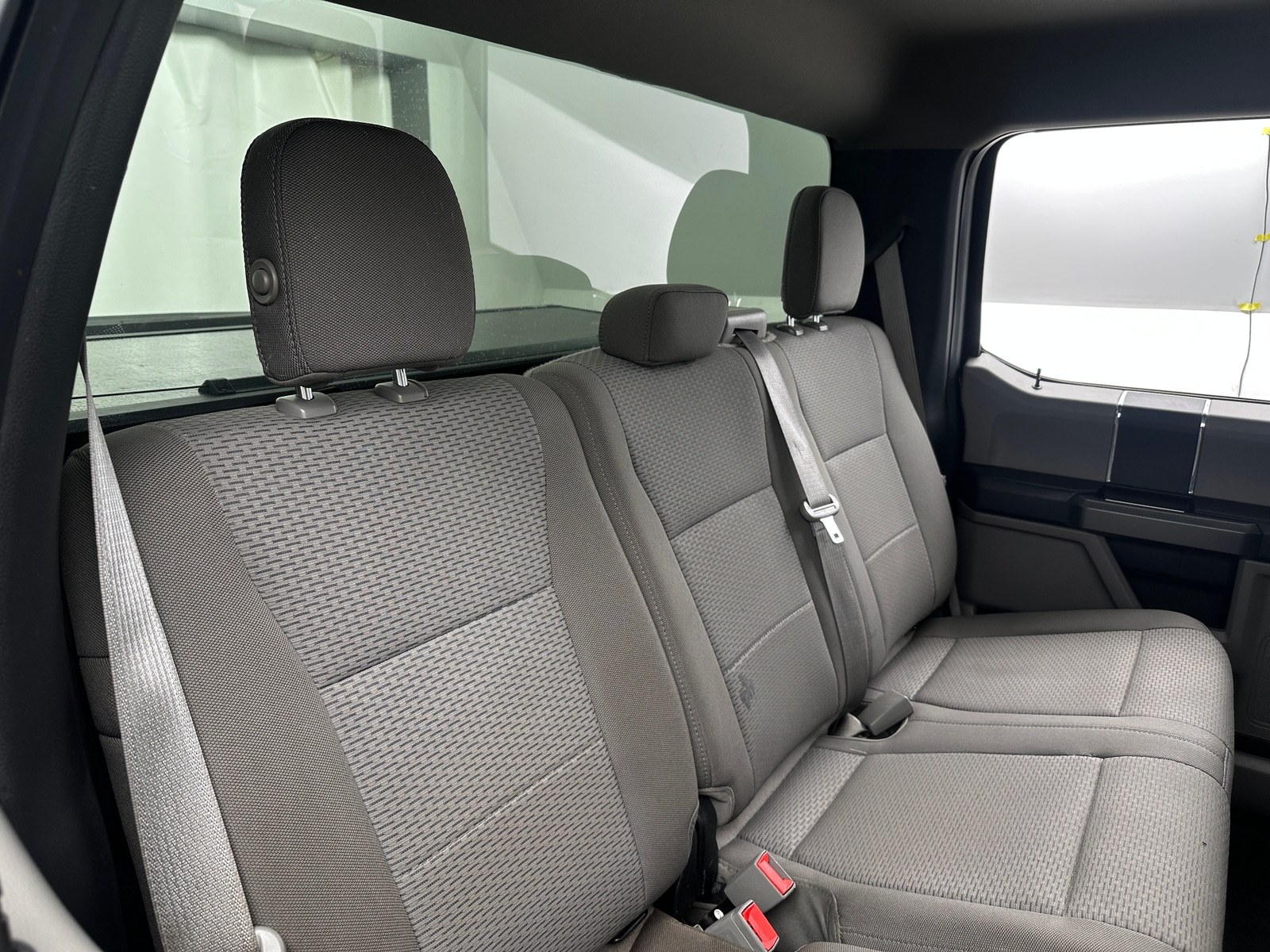 Thumbnail: 2018 Ford Econoline - 6