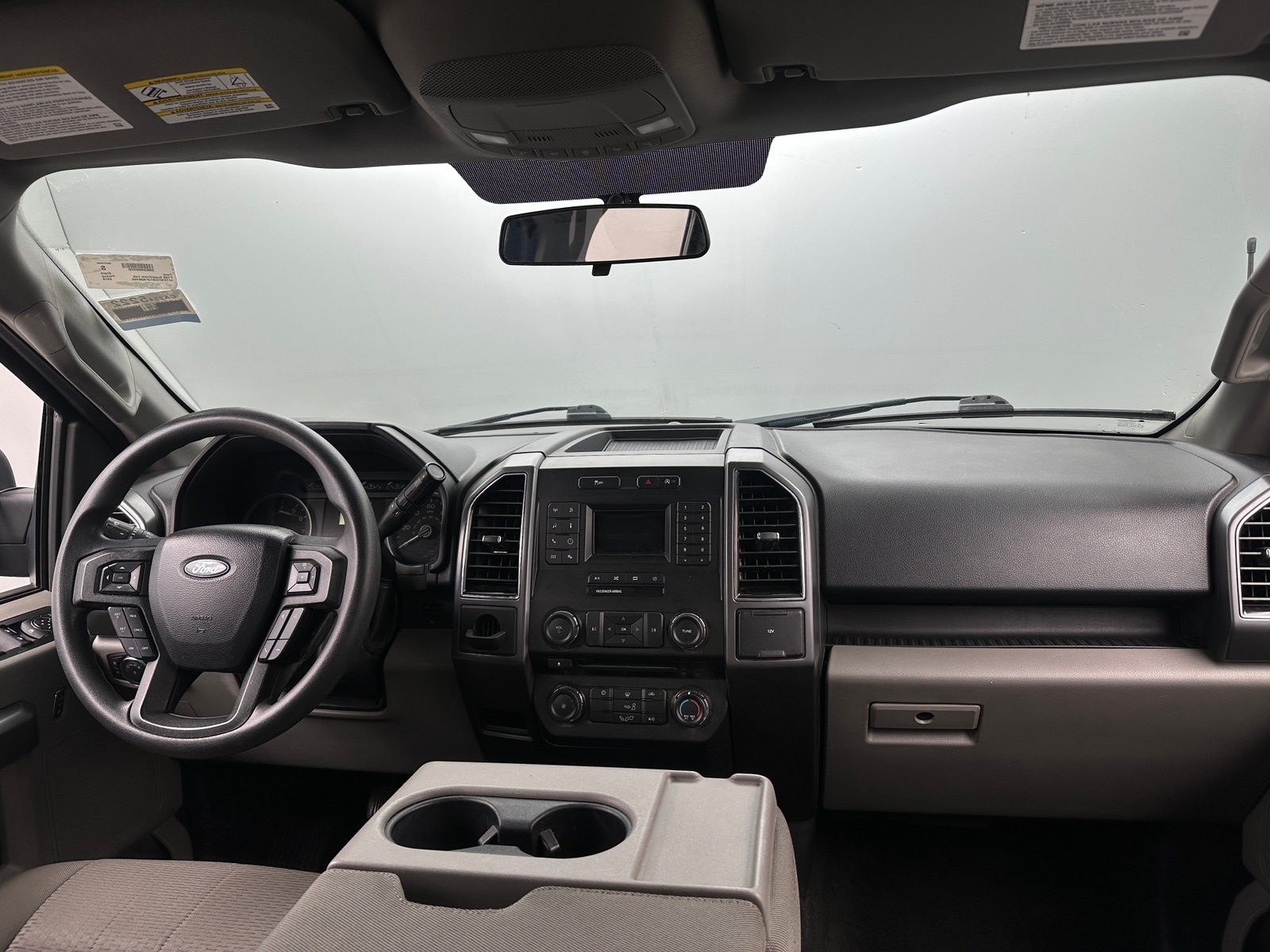 Thumbnail: 2018 Ford Econoline - 3