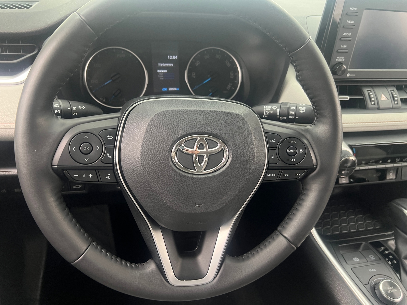 Thumbnail: 2022 Toyota RAV4 - 4