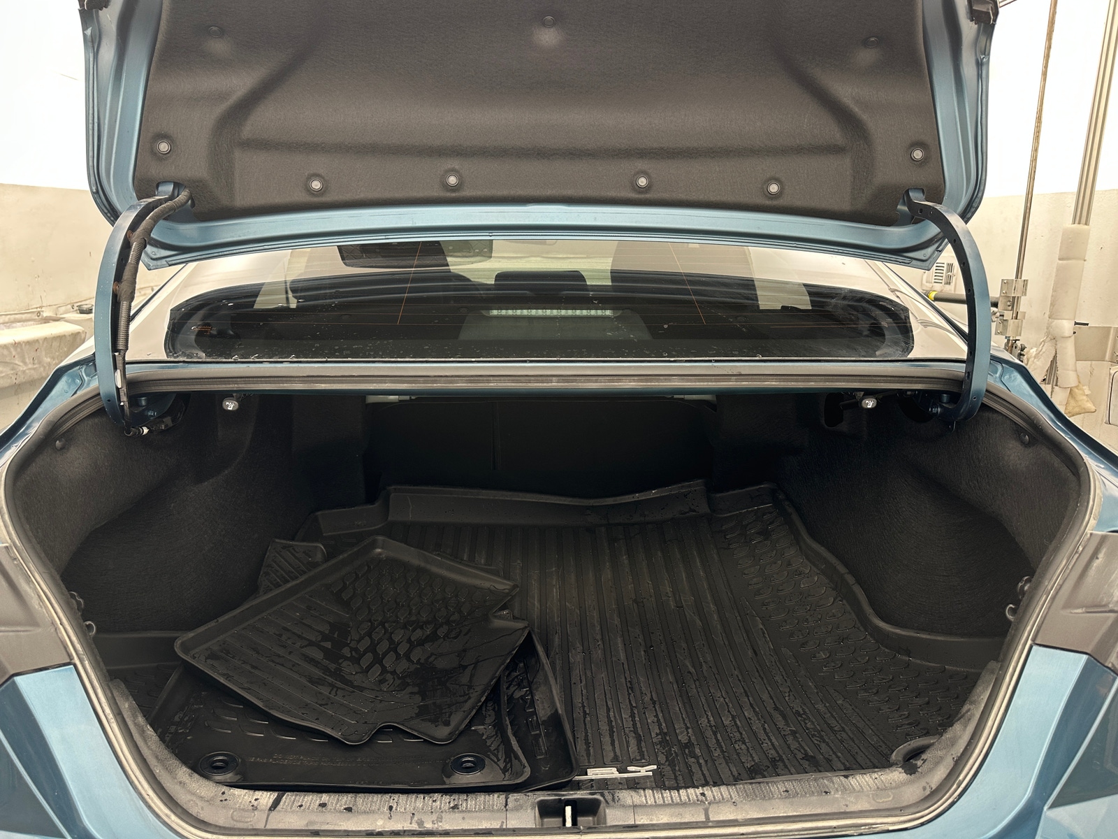 Thumbnail: 2025 Toyota Camry - 6