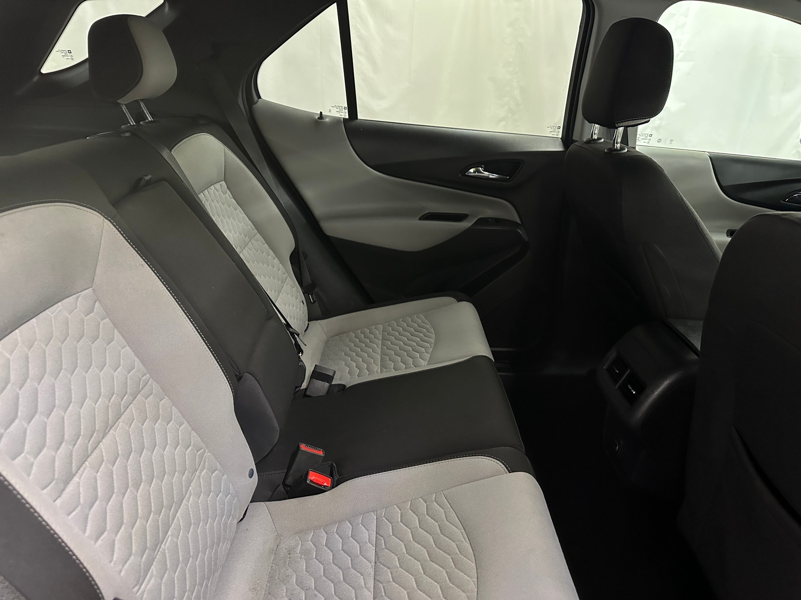 Thumbnail: 2021 Chevrolet Equinox - 6