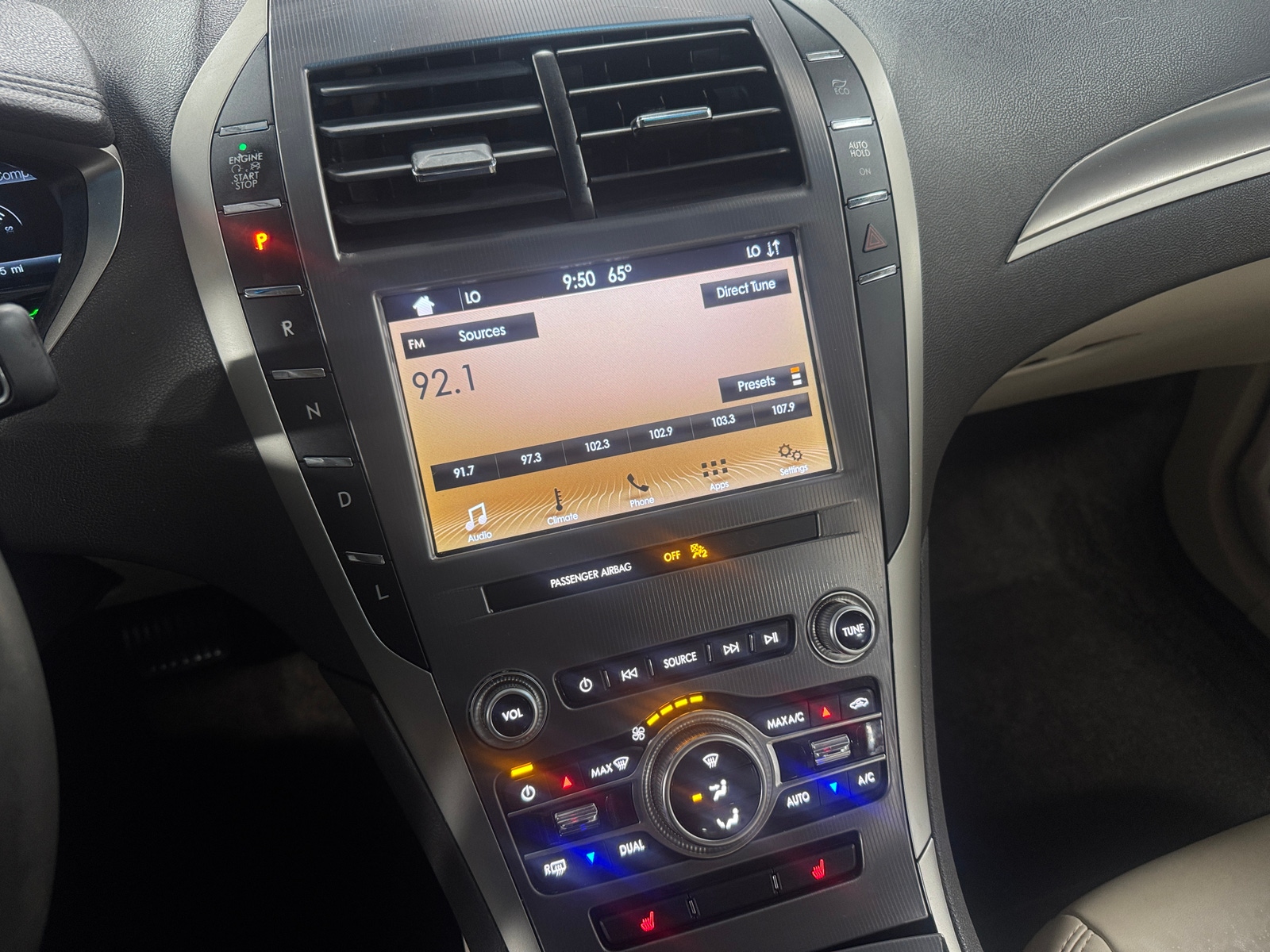 Thumbnail: 2019 Lincoln MKZ - 3