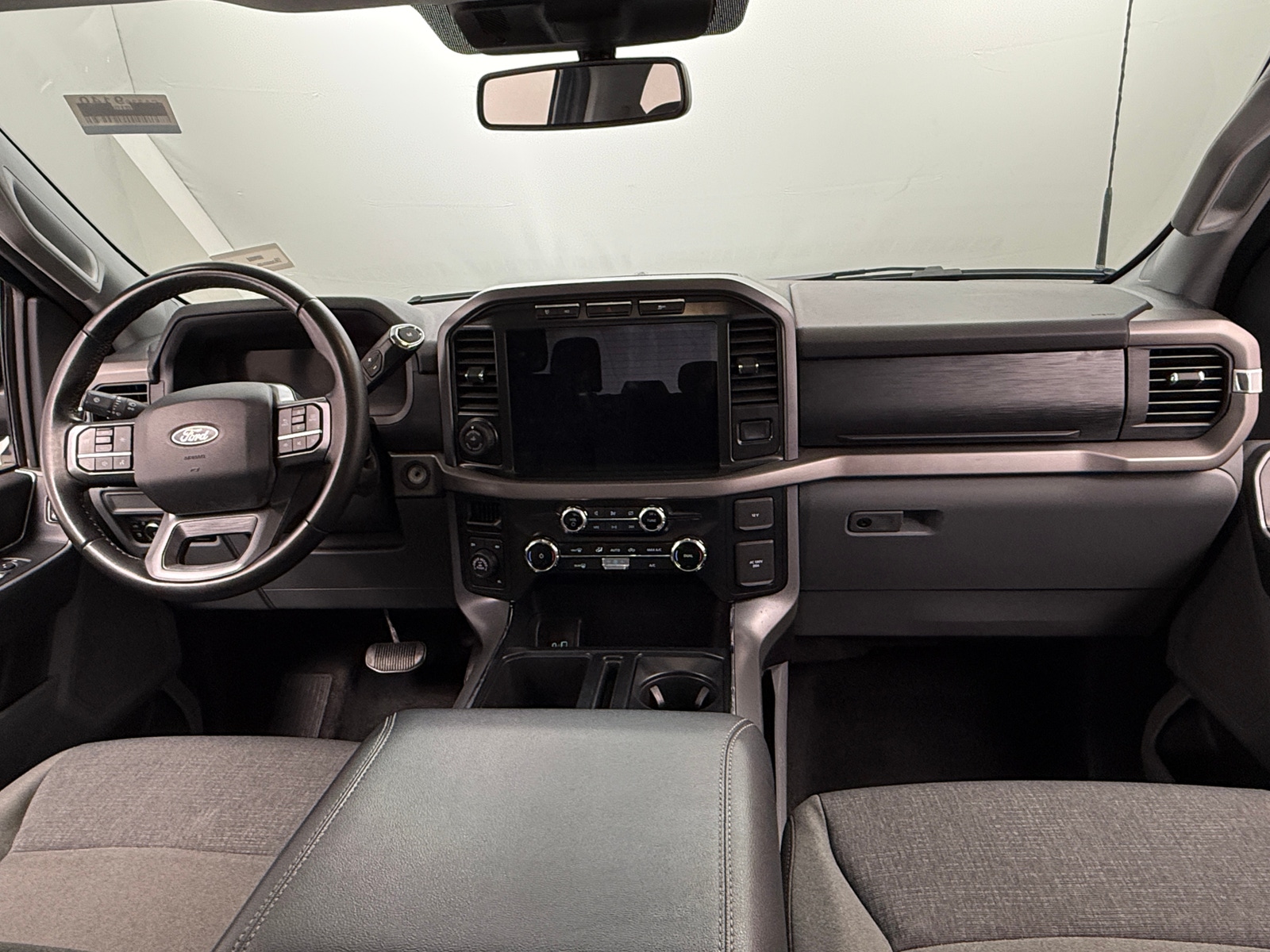 Thumbnail: 2024 Ford Econoline - 3