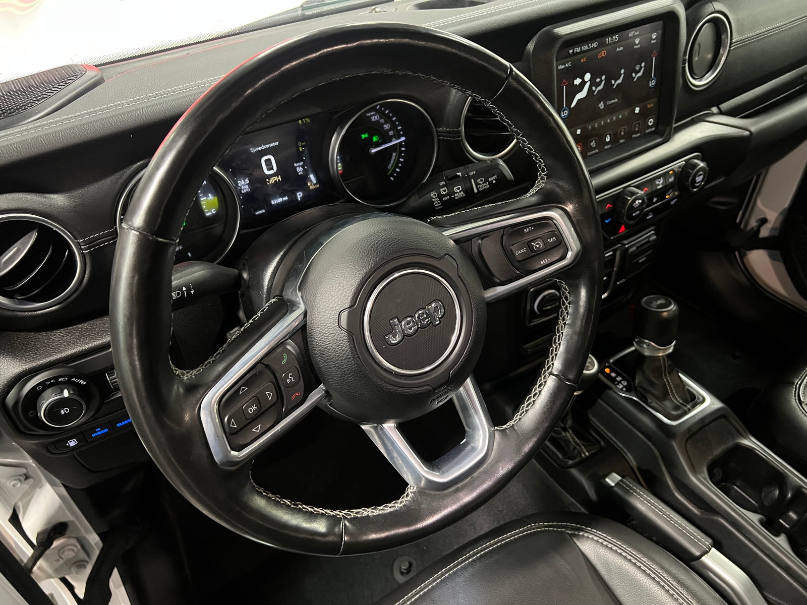 Thumbnail: 2022 Jeep Wrangler - 5