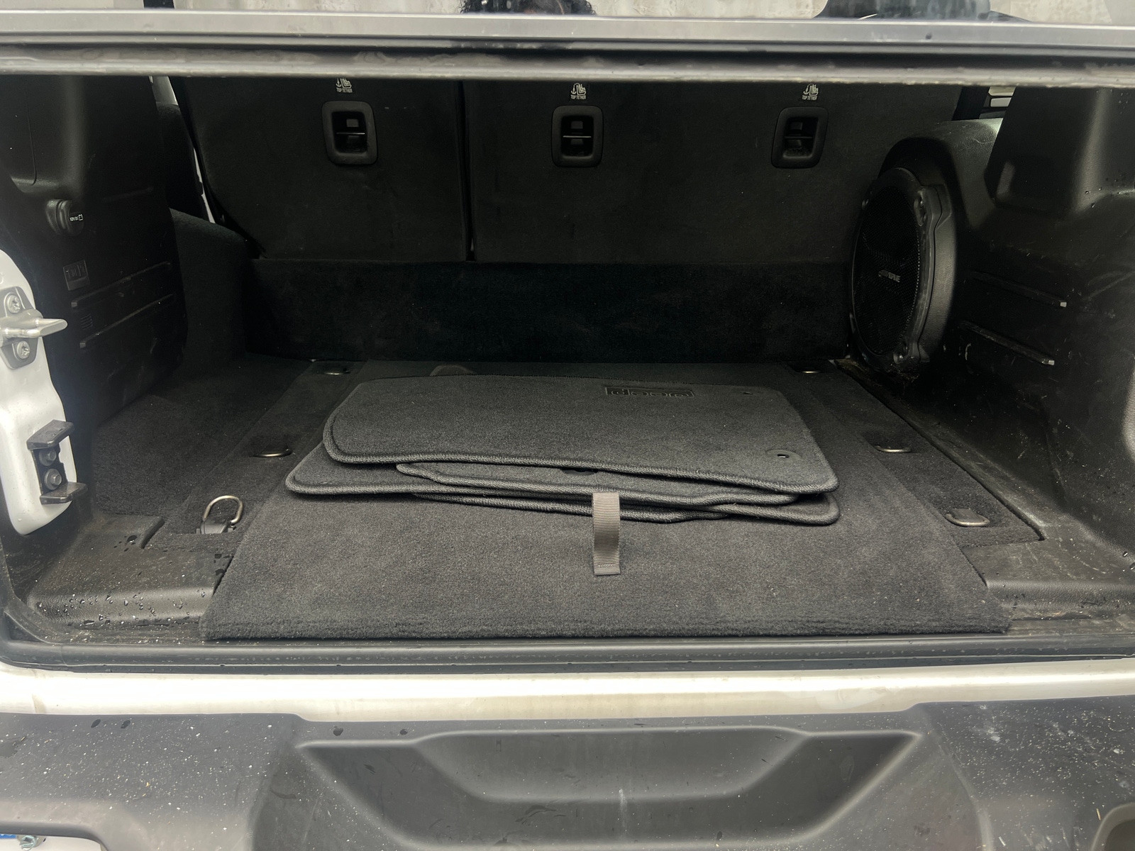 Thumbnail: 2022 Jeep Wrangler - 7