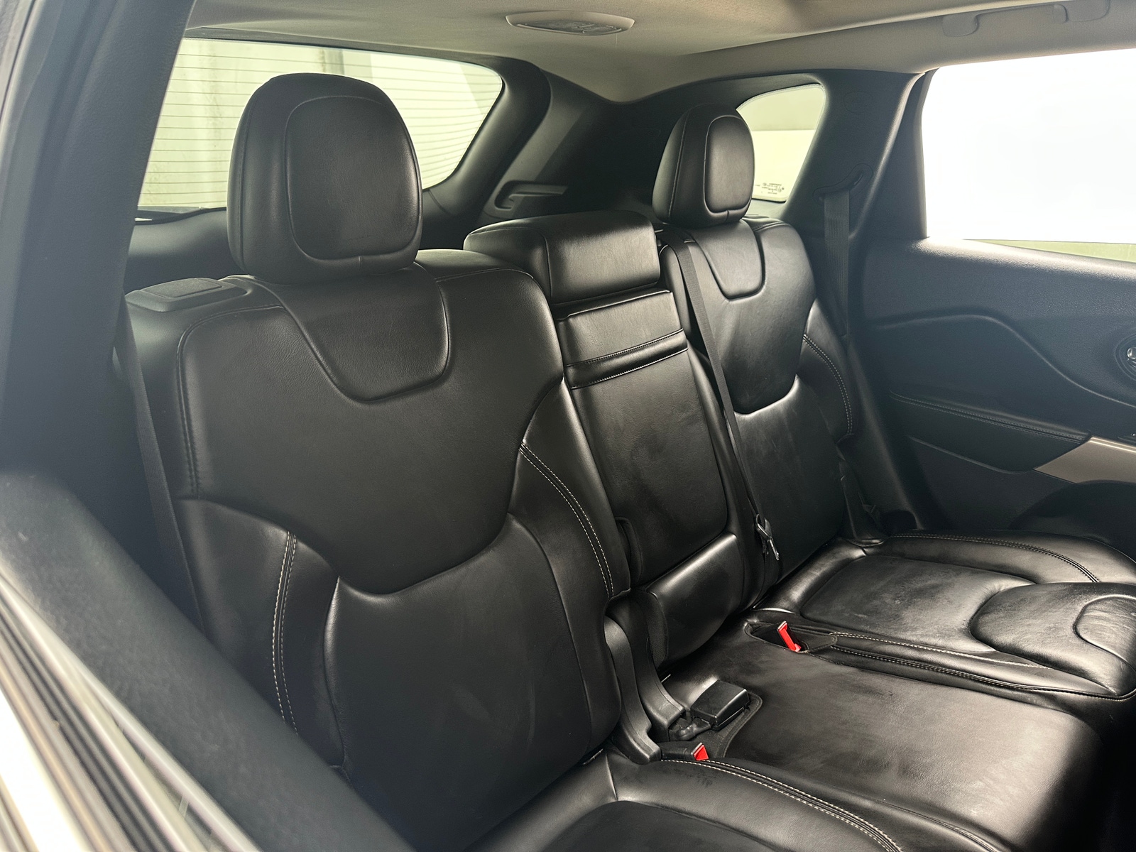 Thumbnail: 2017 Jeep Cherokee - 5