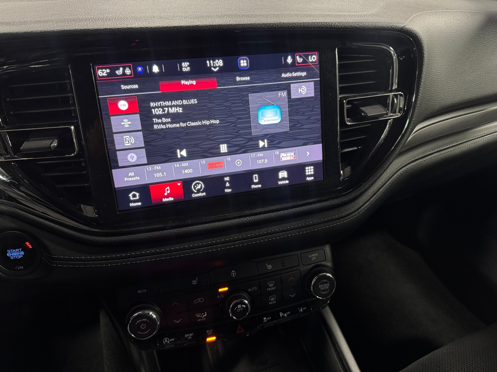 Thumbnail: 2022 Dodge Durango - 3