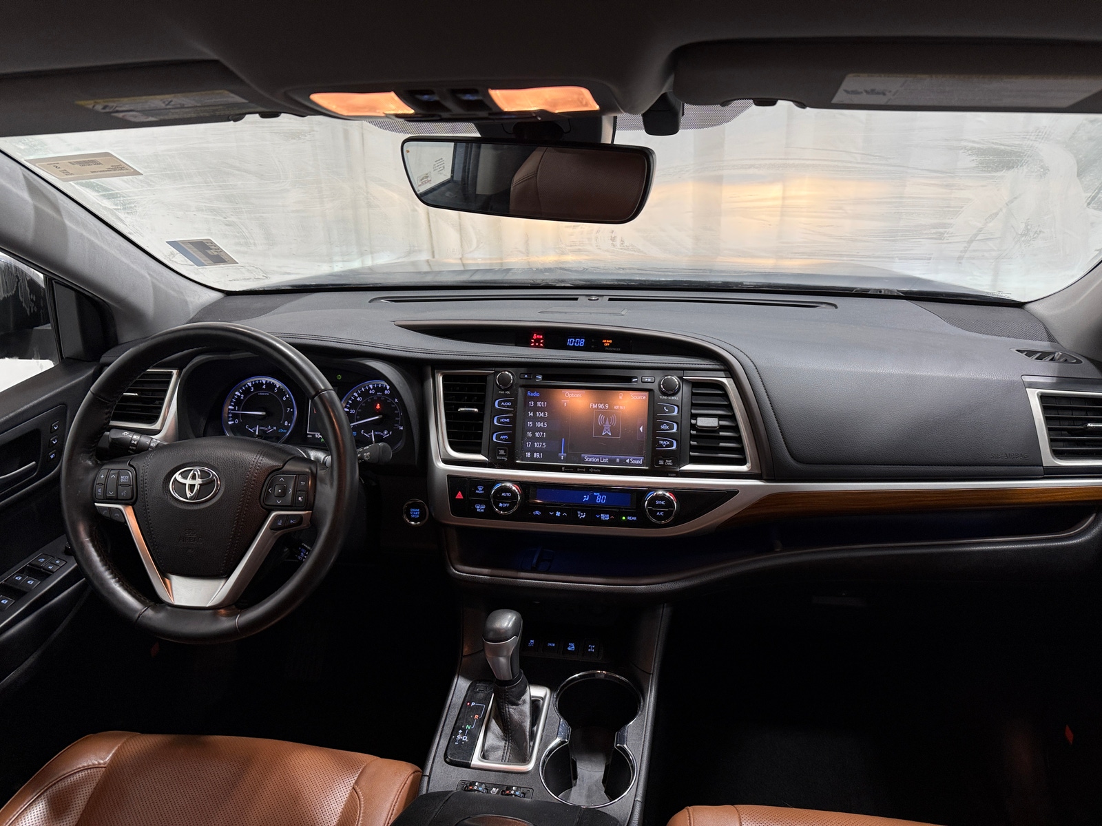 Thumbnail: 2019 Toyota Highlander - 2