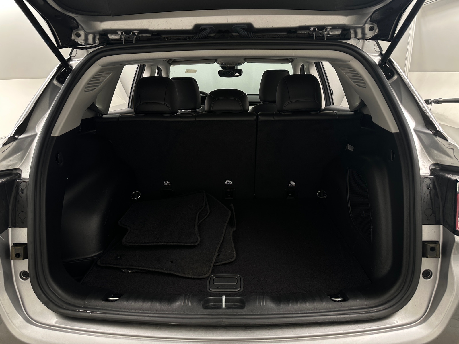 Thumbnail: 2022 Jeep Compass - 6