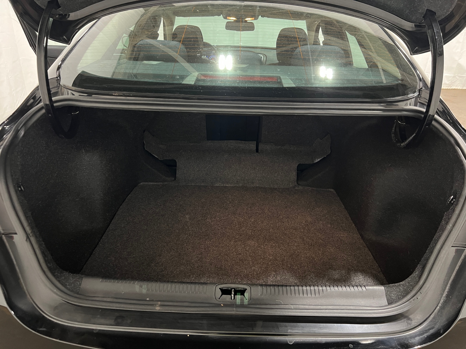 Thumbnail: 2016 Chrysler 200 - 7