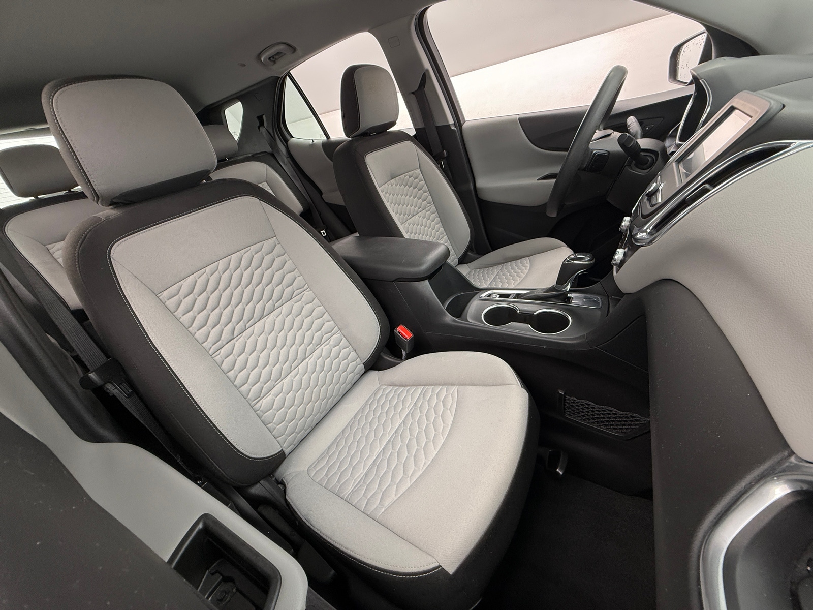 Thumbnail: 2018 Chevrolet Equinox - 2