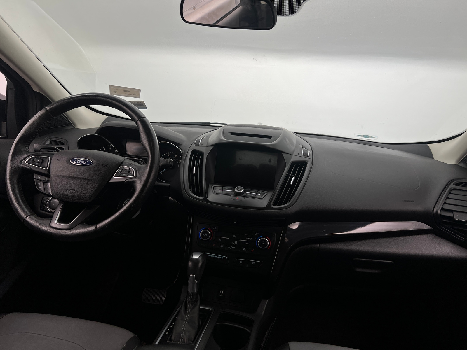 Thumbnail: 2018 Ford Escape - 3