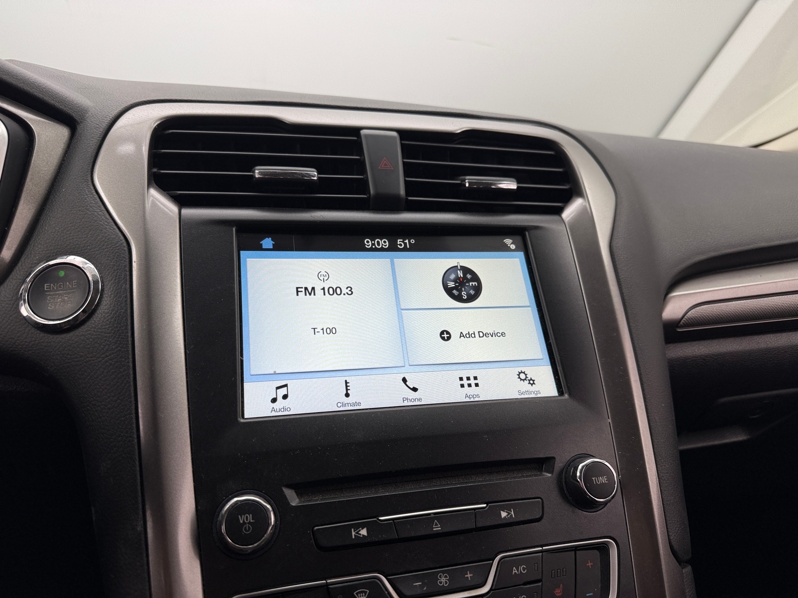 Thumbnail: 2017 Ford Fusion - 4