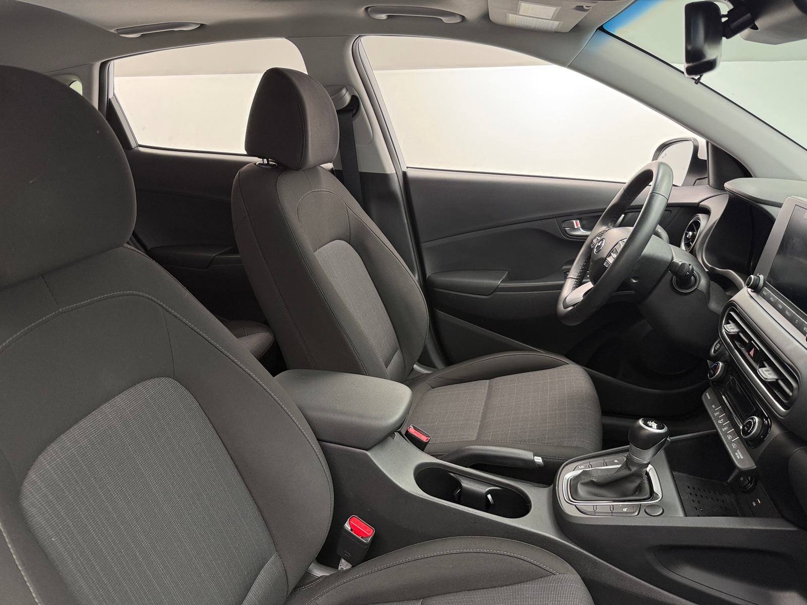 Thumbnail: 2022 Hyundai Kona - 2