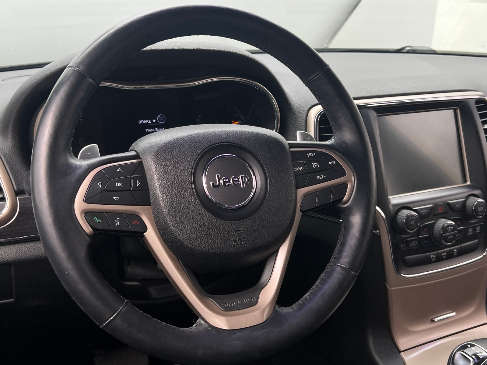 Thumbnail: 2015 Jeep Grand Cherokee - 4