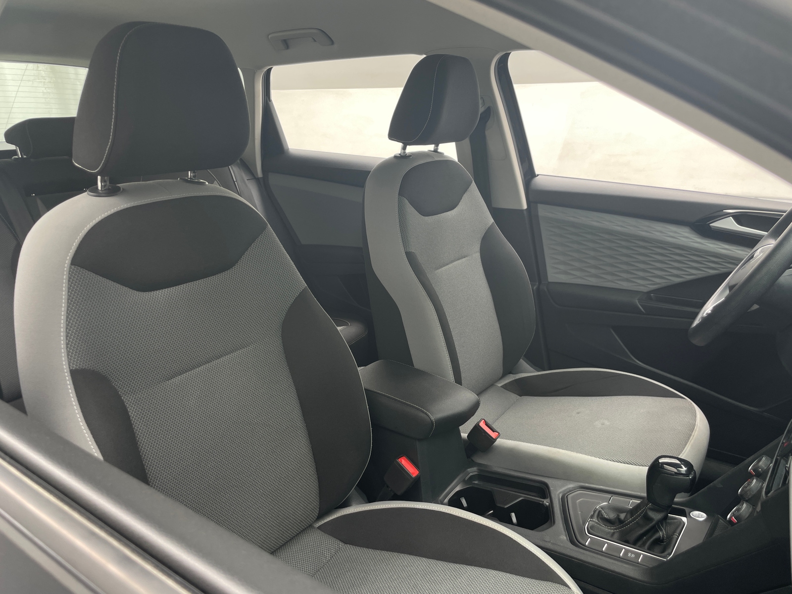 Thumbnail: 2022 Volkswagen Taos - 2