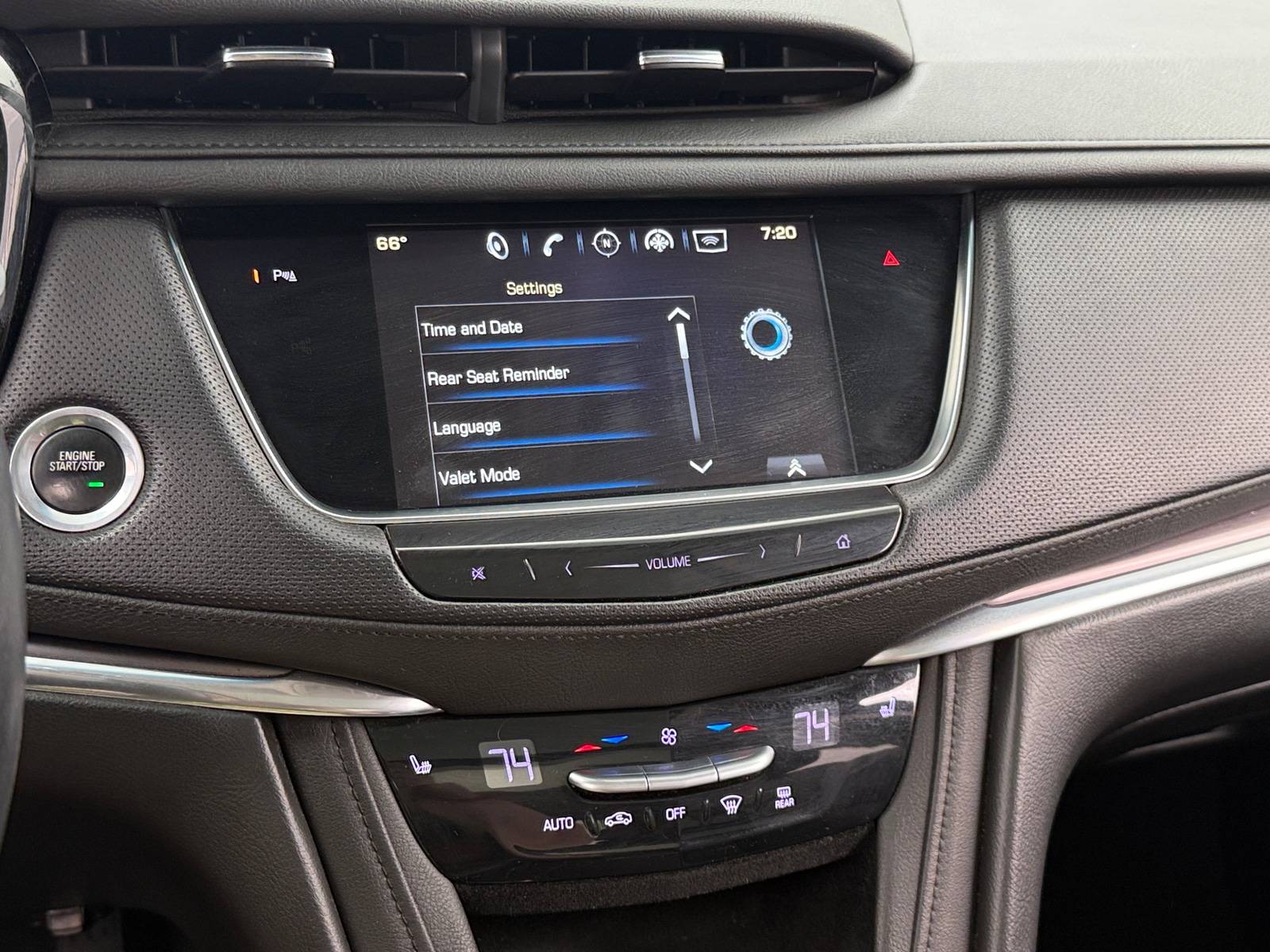 Thumbnail: 2018 Cadillac XT5 - 3