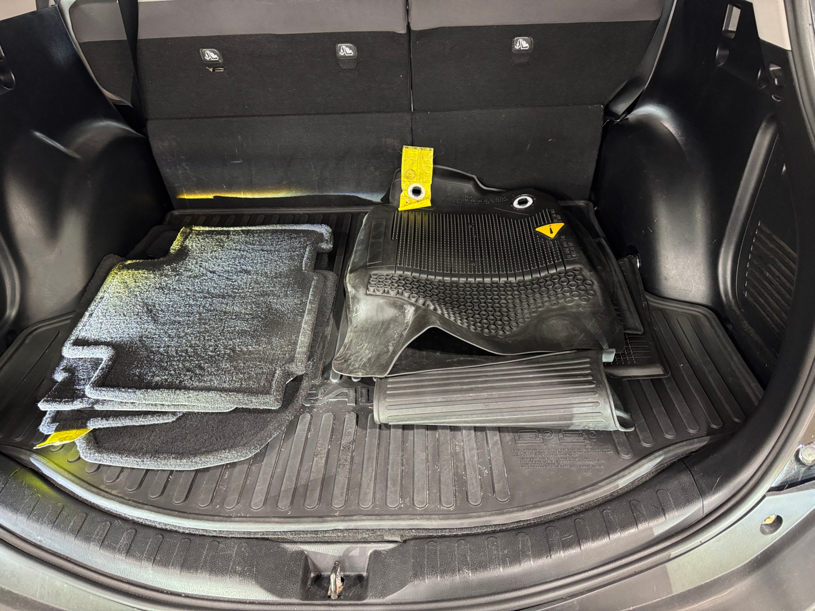 Thumbnail: 2015 Toyota RAV4 - 7