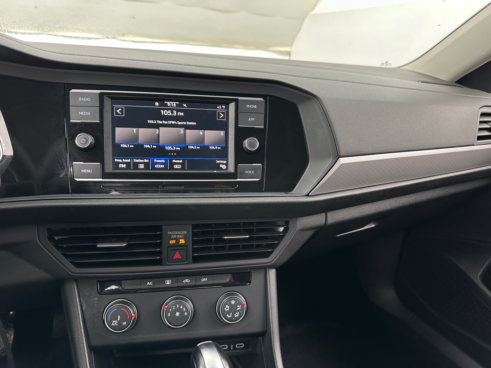 Thumbnail: 2021 Volkswagen Jetta - 4