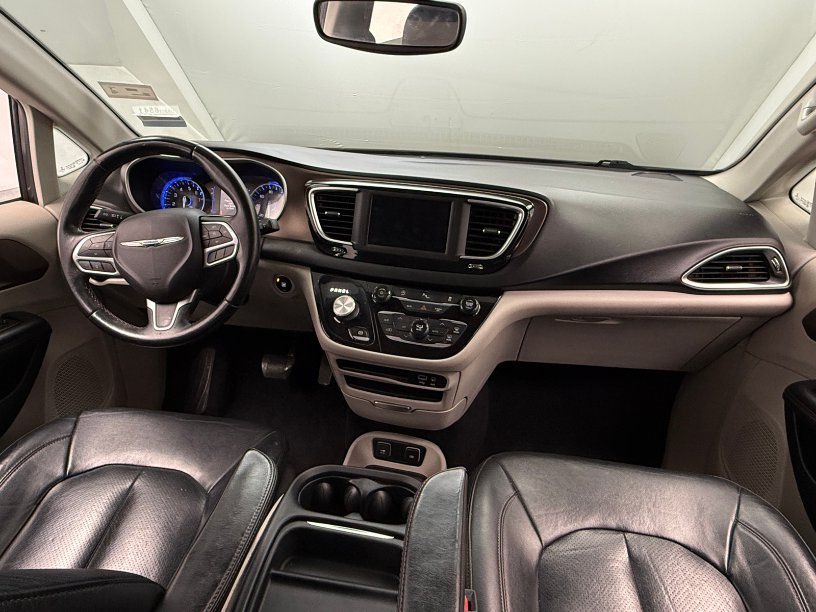 Thumbnail: 2018 Chrysler Pacifica - 2