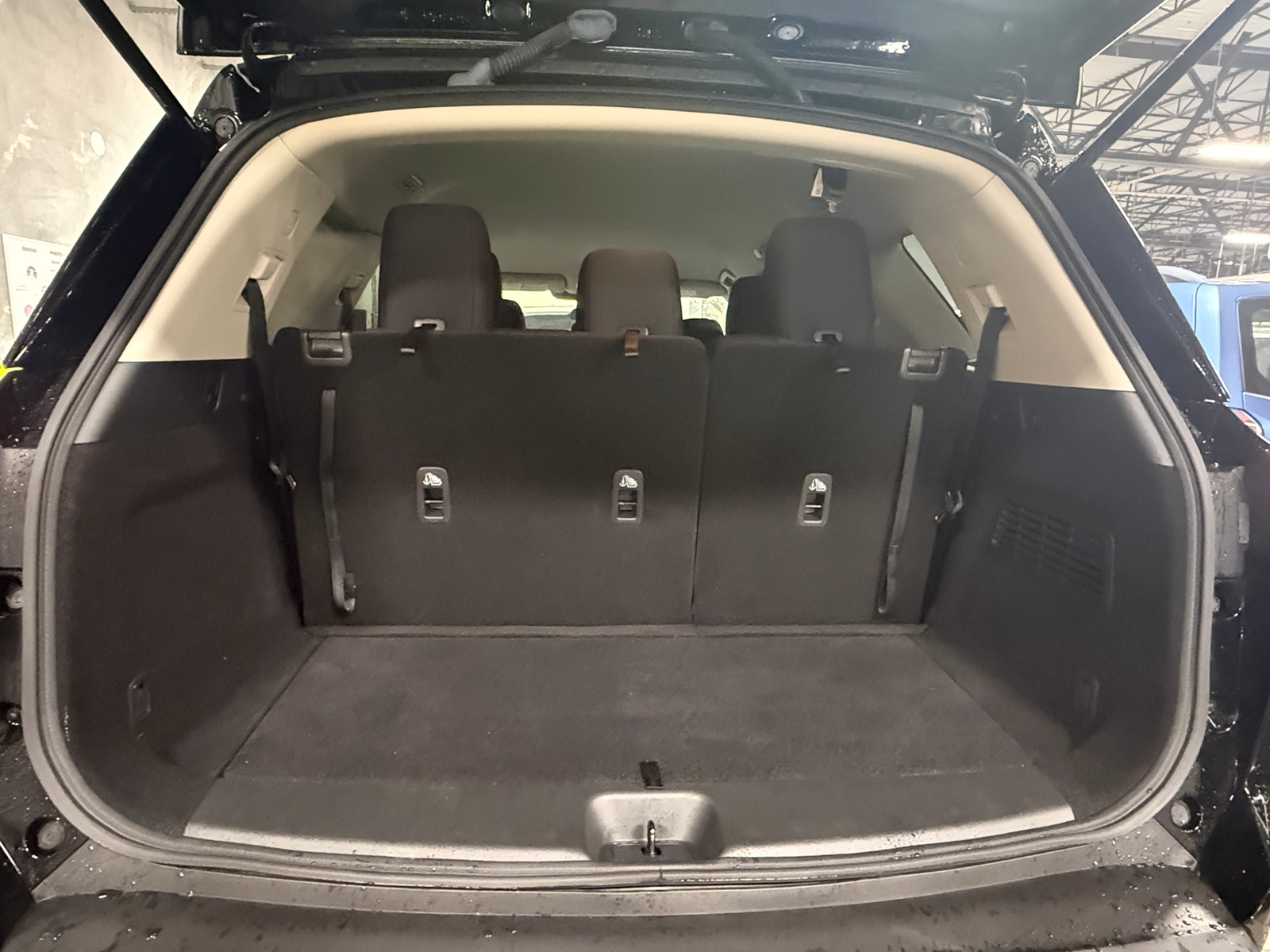 Thumbnail: 2024 Nissan Pathfinder - 7