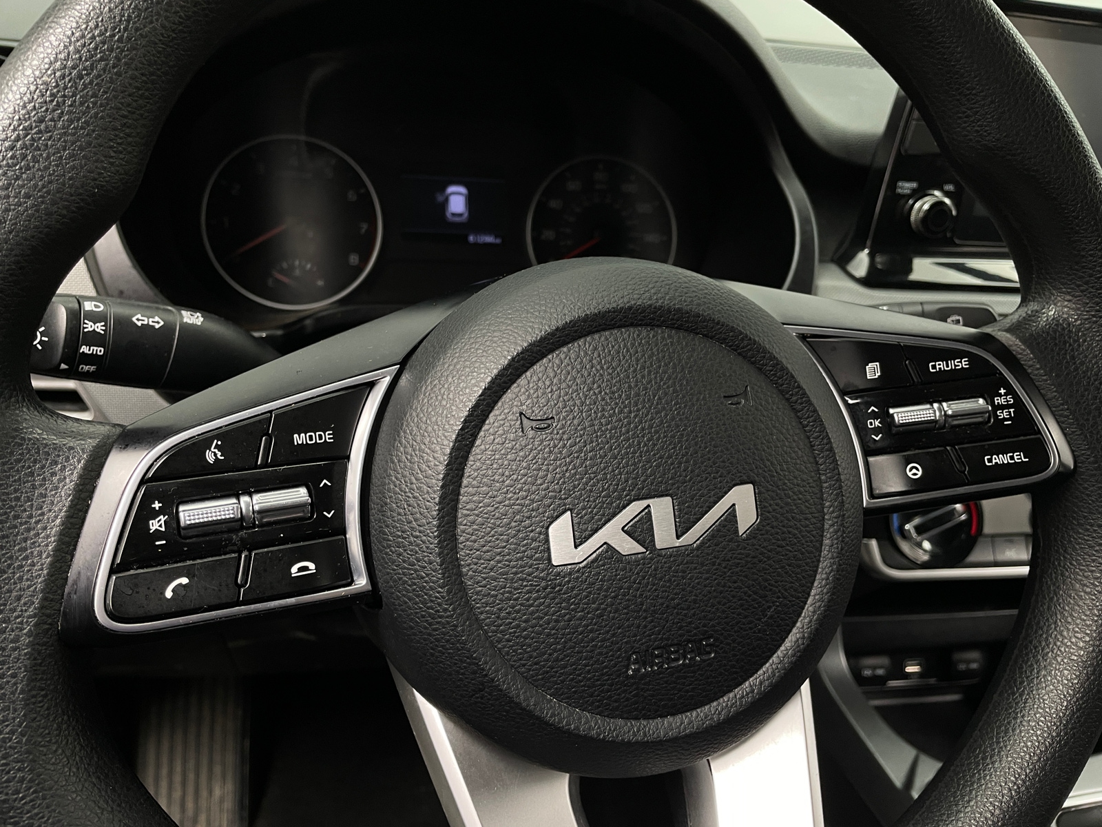 Thumbnail: 2023 Kia Seltos - 5