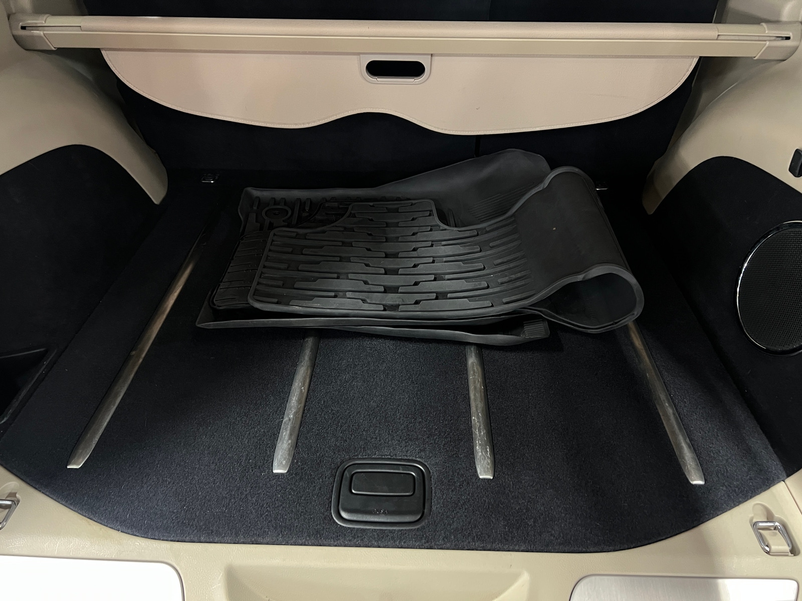 Thumbnail: 2017 Jeep Grand Cherokee - 6