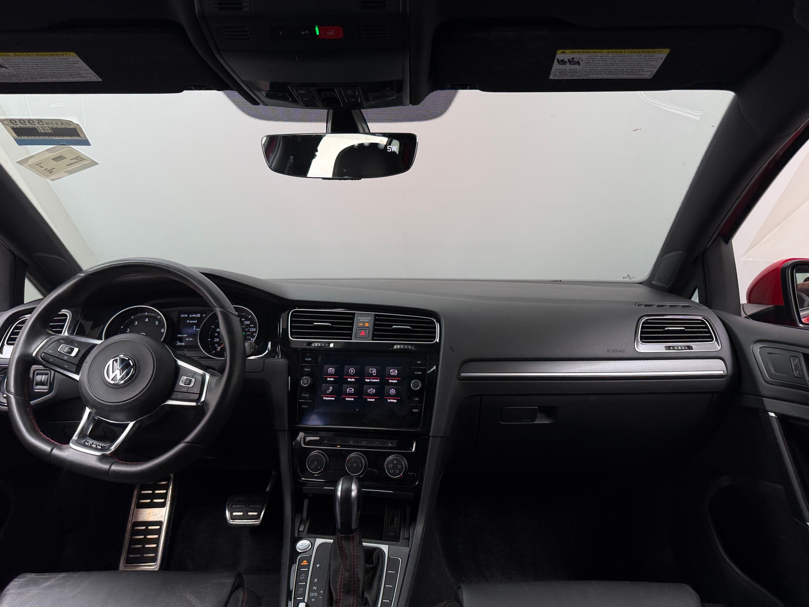 Thumbnail: 2020 Volkswagen Golf - 2