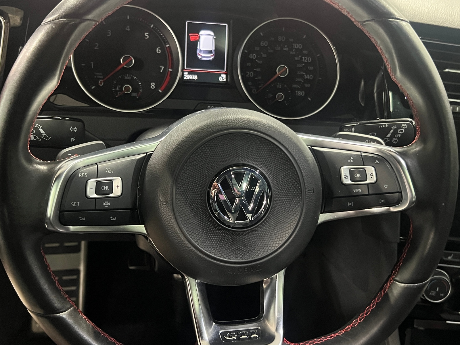 Thumbnail: 2020 Volkswagen Golf - 4