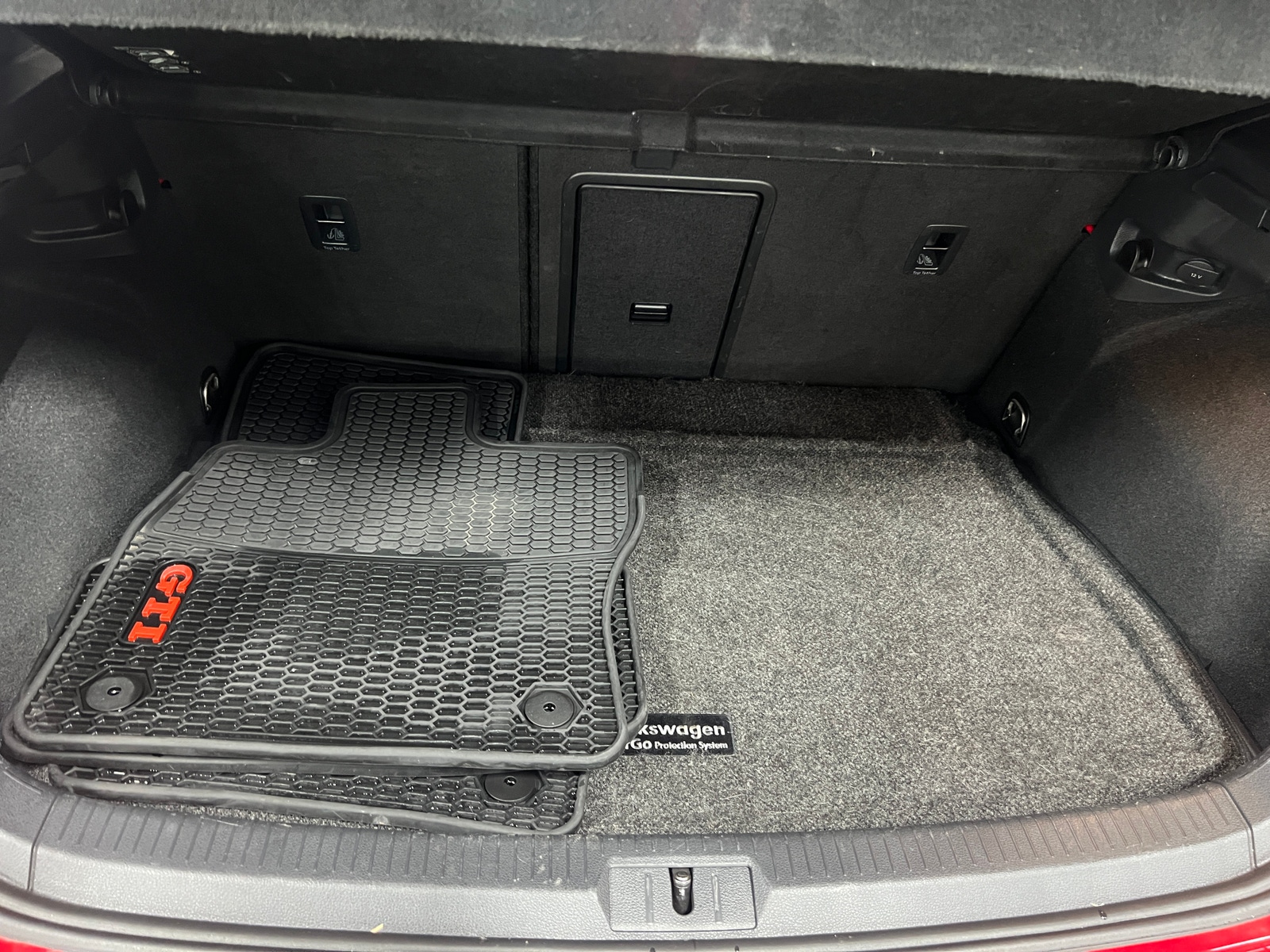 Thumbnail: 2020 Volkswagen Golf - 6