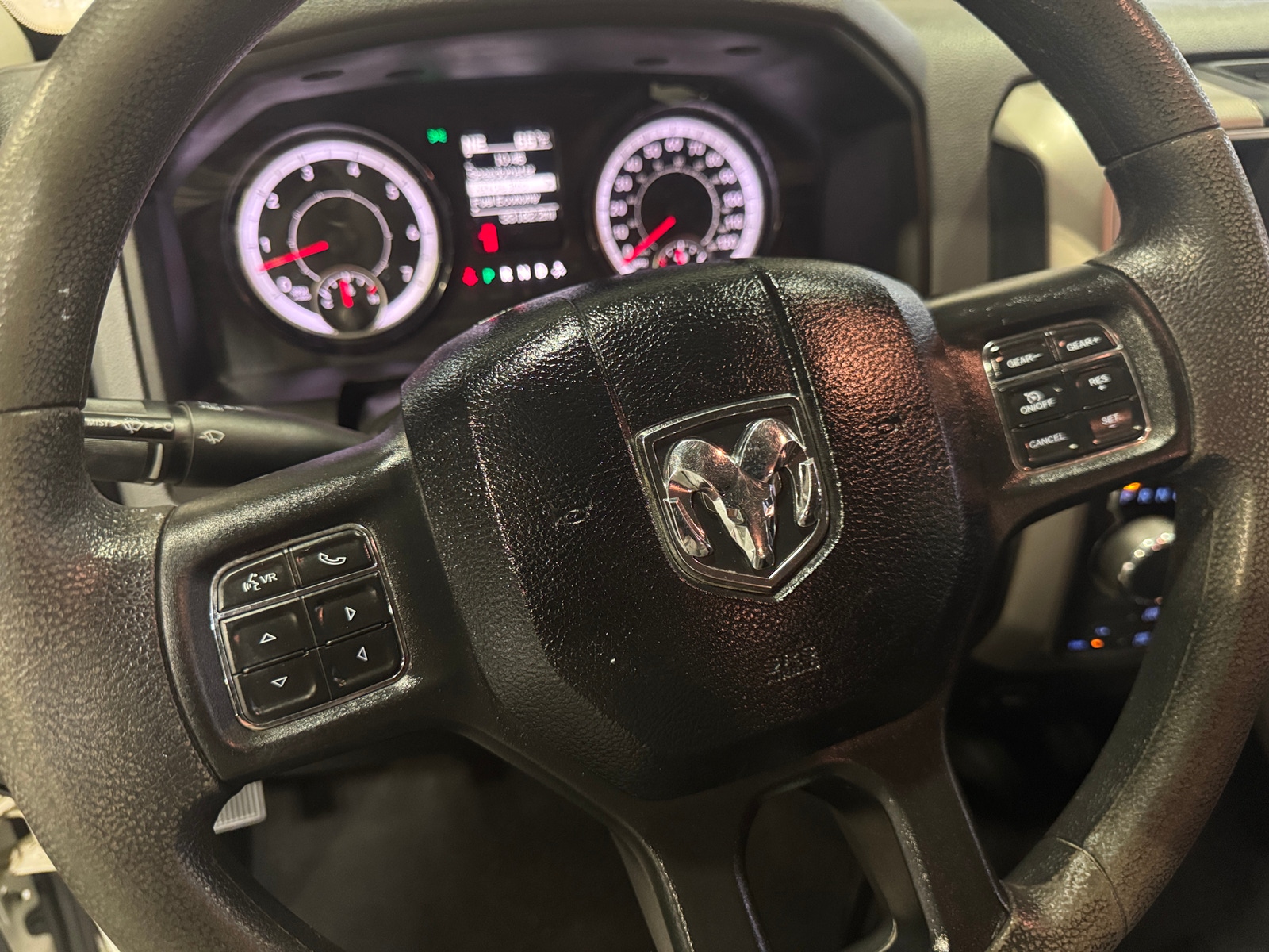 Thumbnail: 2019 RAM 1500 Classic - 5