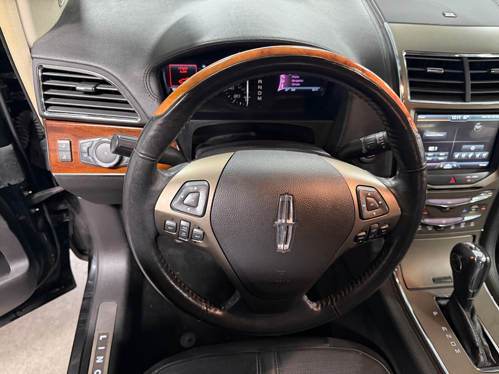 Thumbnail: 2011 Lincoln MKX - 4